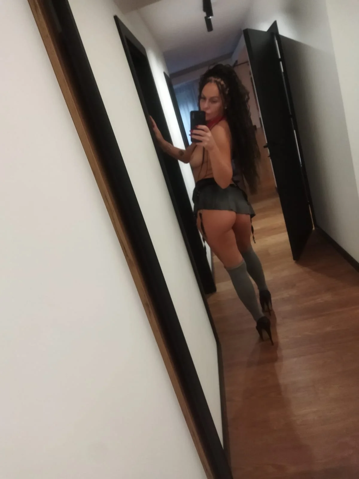 XXX Porn Photo of Nude Lara_KissSS 2