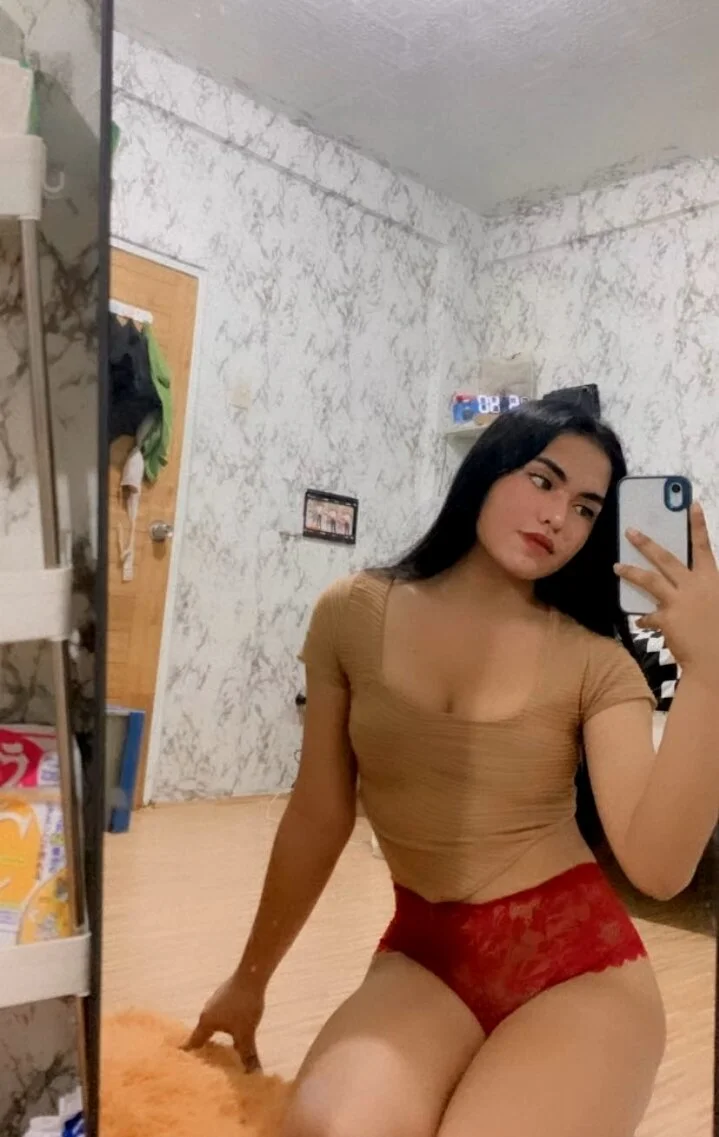 XXX Porn Photo of Nude Tempting_BellaFox 3