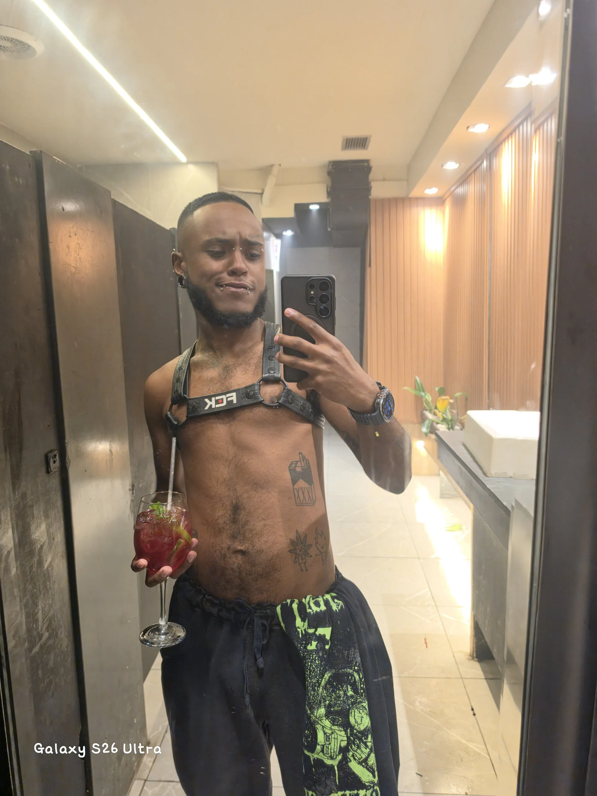 XXX Porn Photo of Nude _PretoPeludo 1