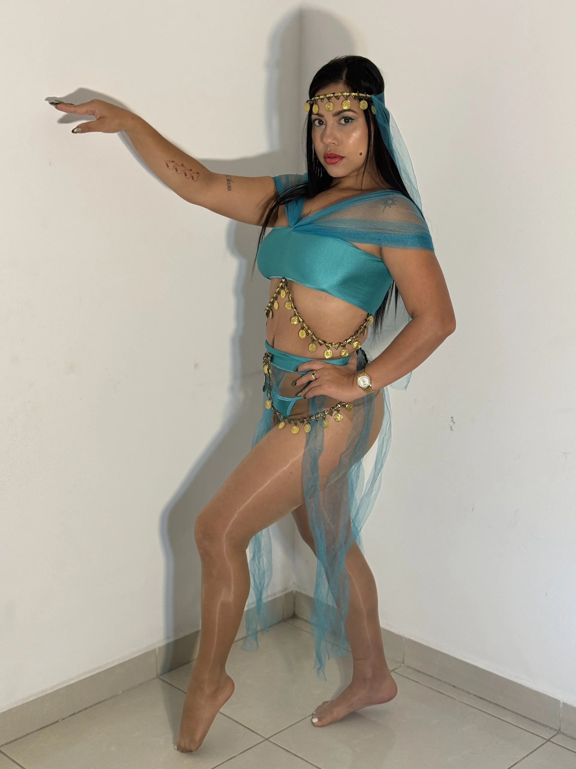XXX Porn Photo of Nude ally_sun__ 27