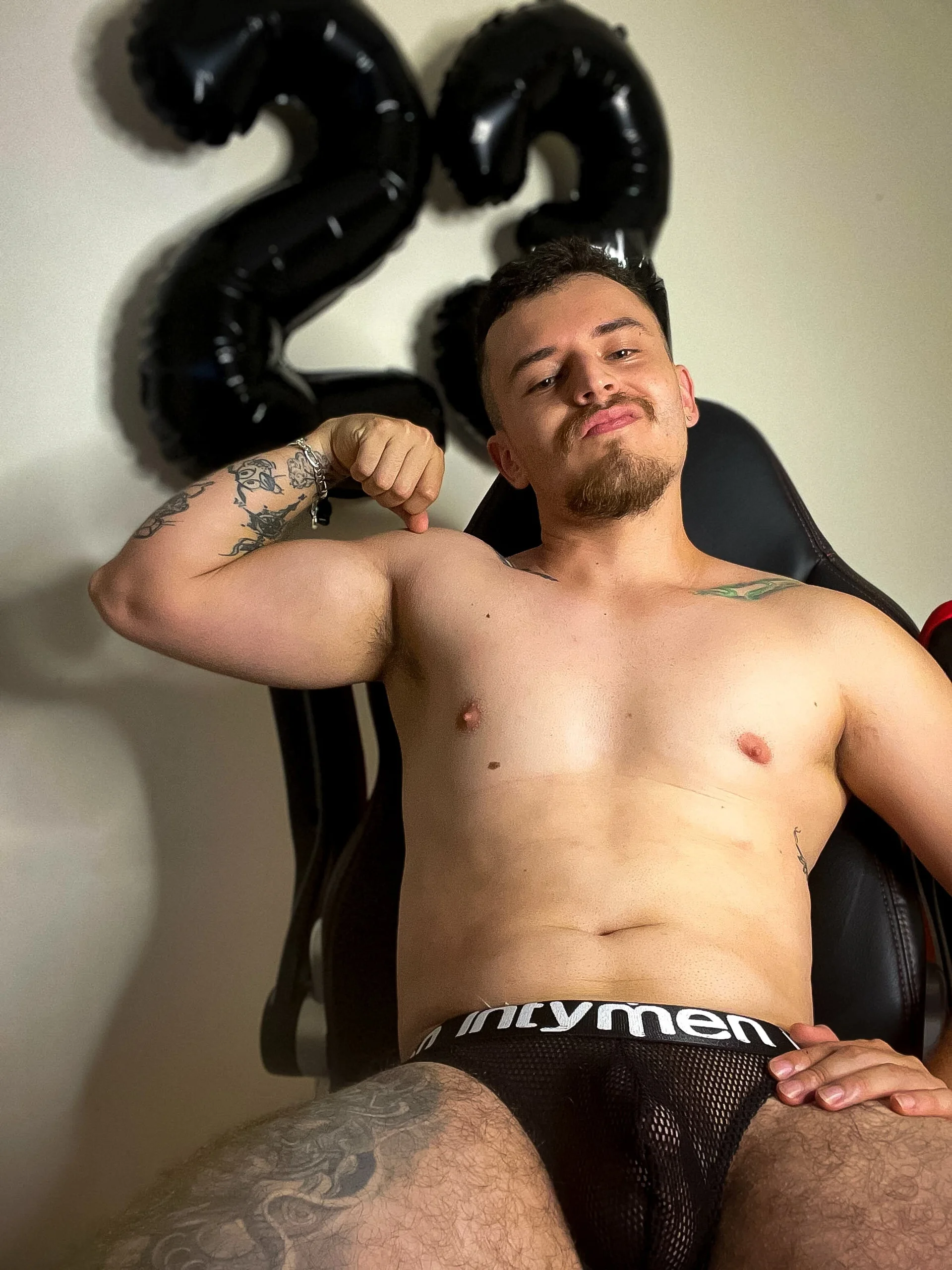 XXX Porn Photo of Nude james_connor2 18