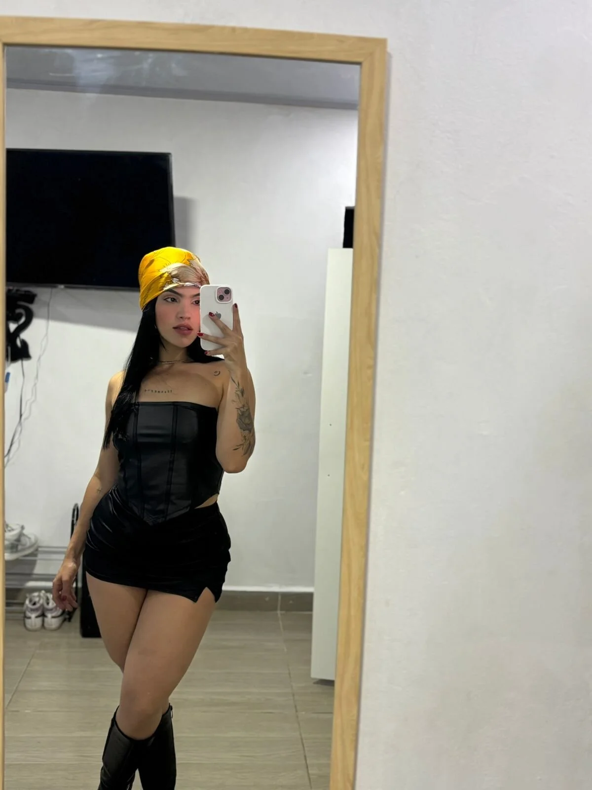 XXX Porn Photo of Nude vanika_ray 5