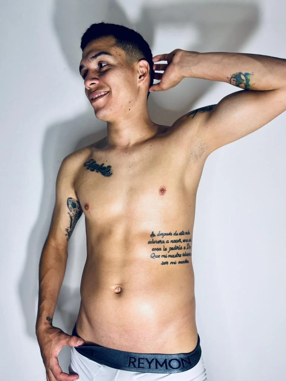 XXX Porn Photo of Nude MrJuan4 3