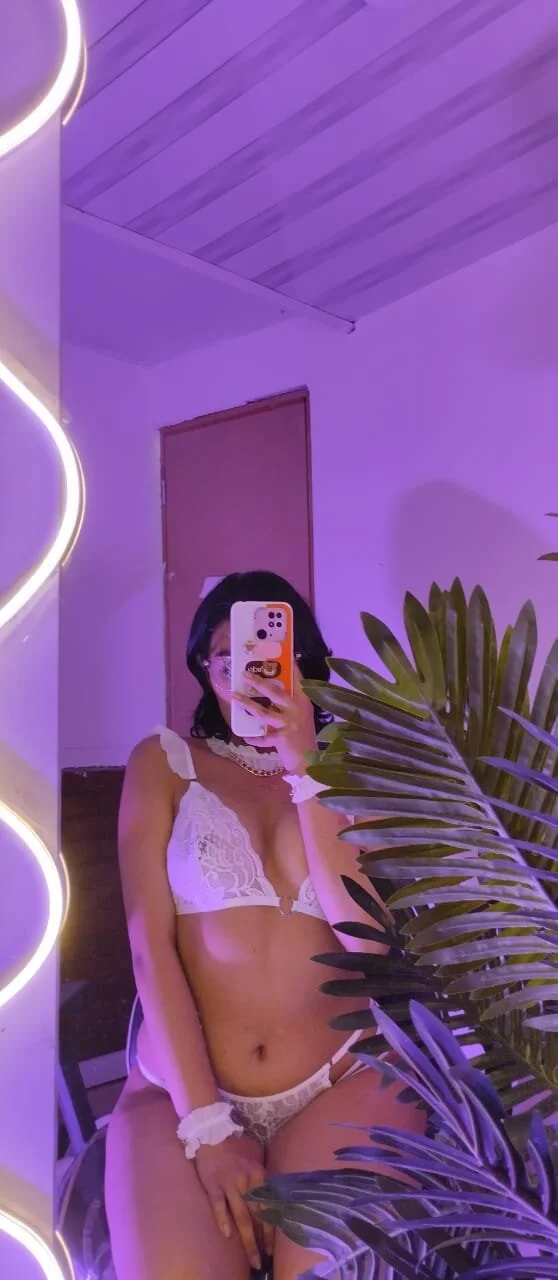 XXX Porn Photo of Nude PEACHY_TAY 27