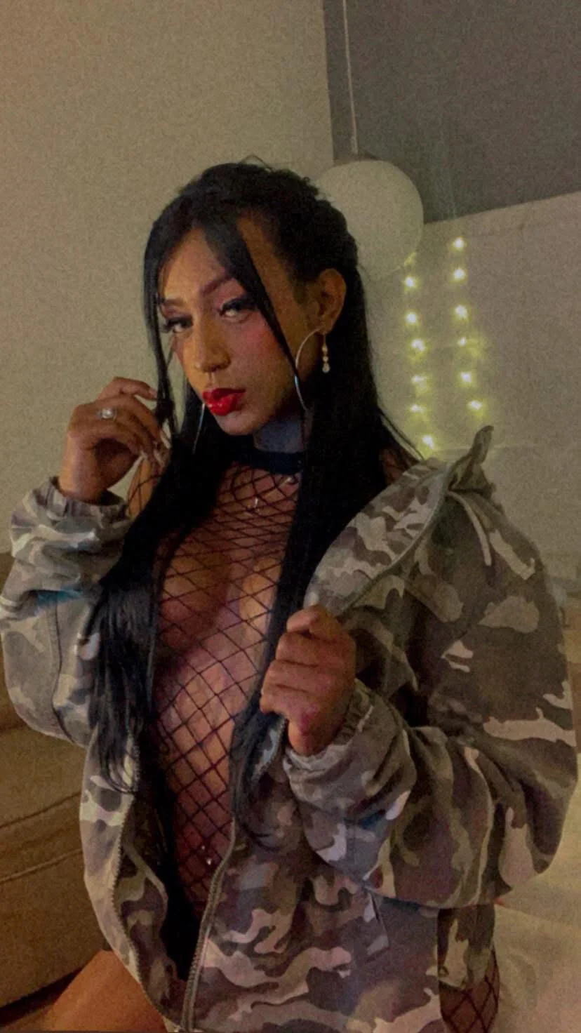 XXX Porn Photo of Nude touchm_cockhard 1