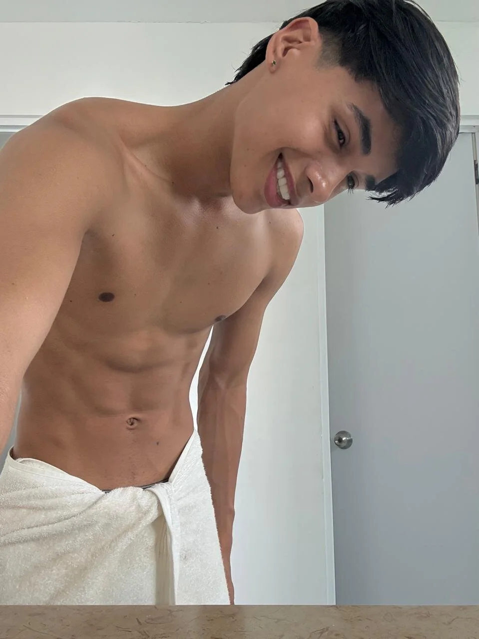XXX Porn Photo of Nude andrewortix 1
