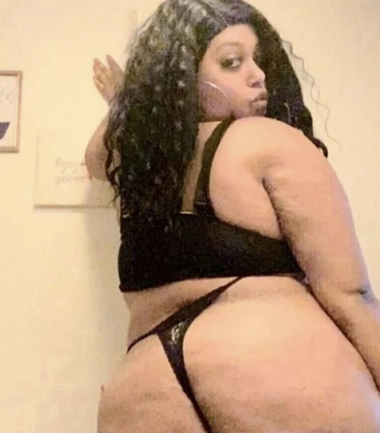XXX Porn Photo of Nude MyMyMyMyiesha 1