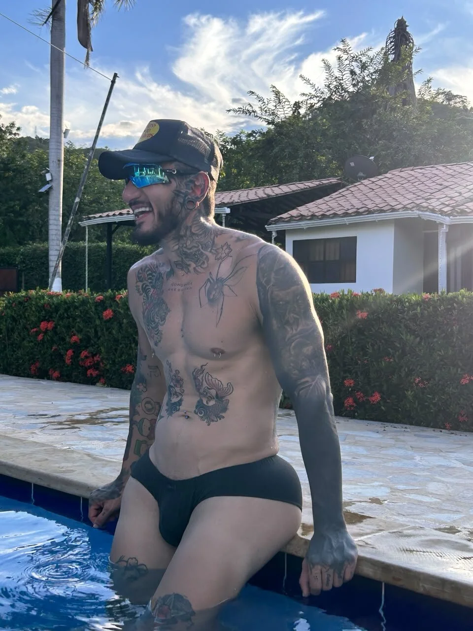 XXX Porn Photo of Nude dilan_scootk_j 10