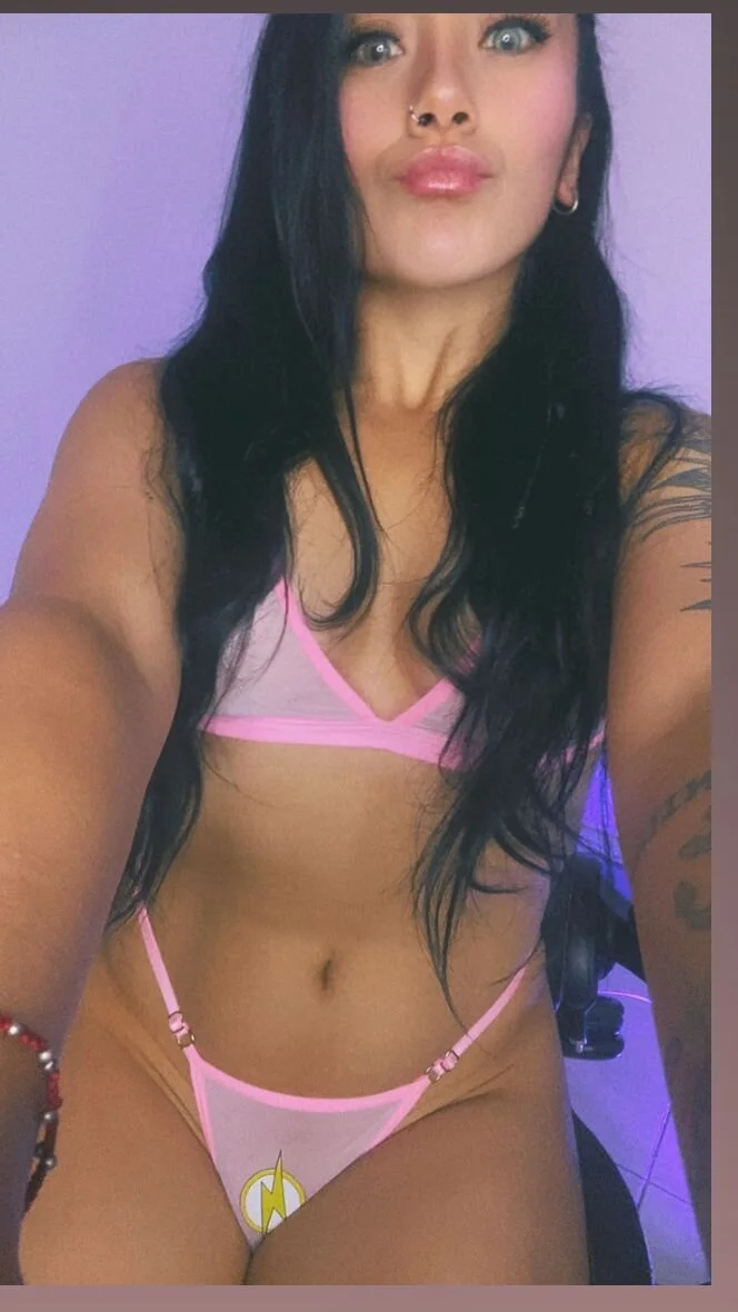 XXX Porn Photo of Nude Millie_bobby 11