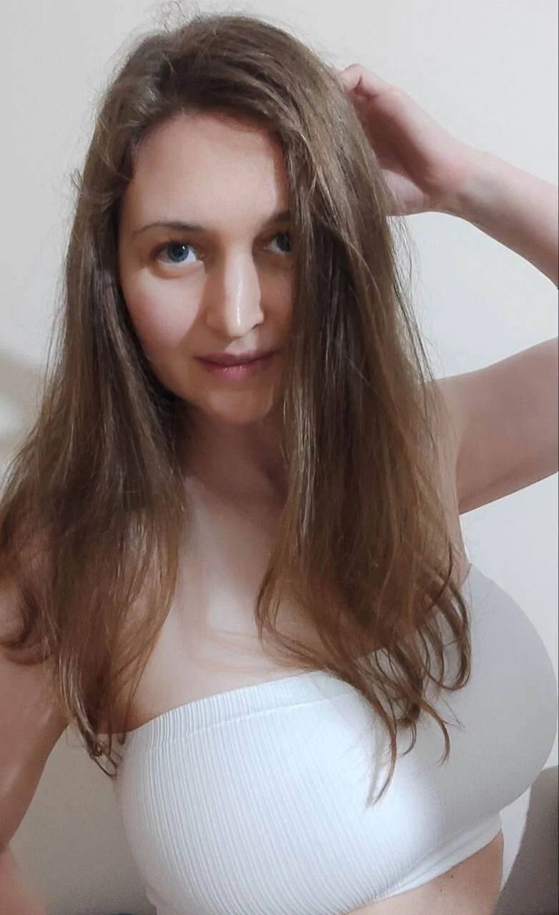 XXX Porn Photo of Nude irresistibelle 1