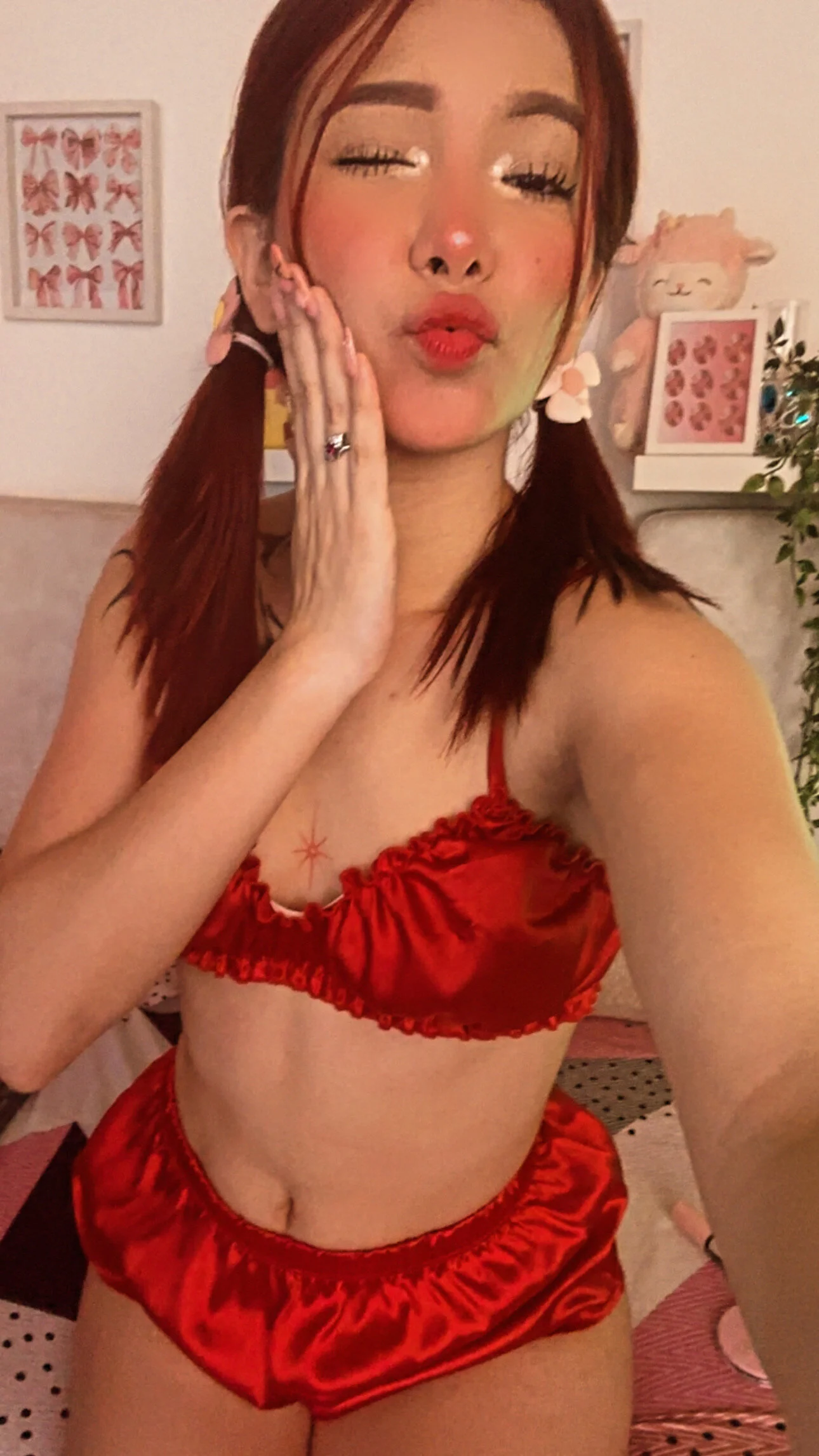 XXX Porn Photo of Nude Hanni_Dulce 16