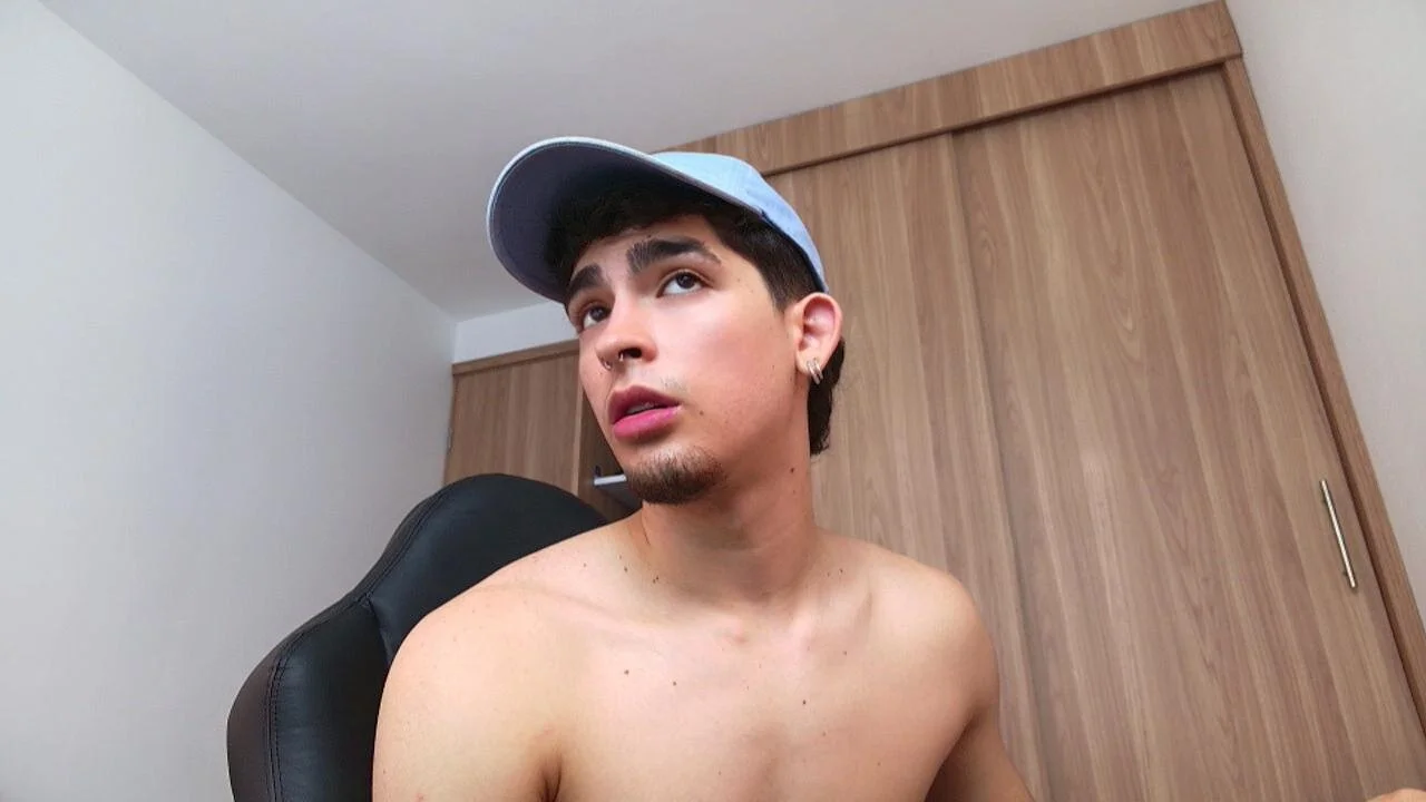XXX Porn Photo of Nude zenn_rush1 7