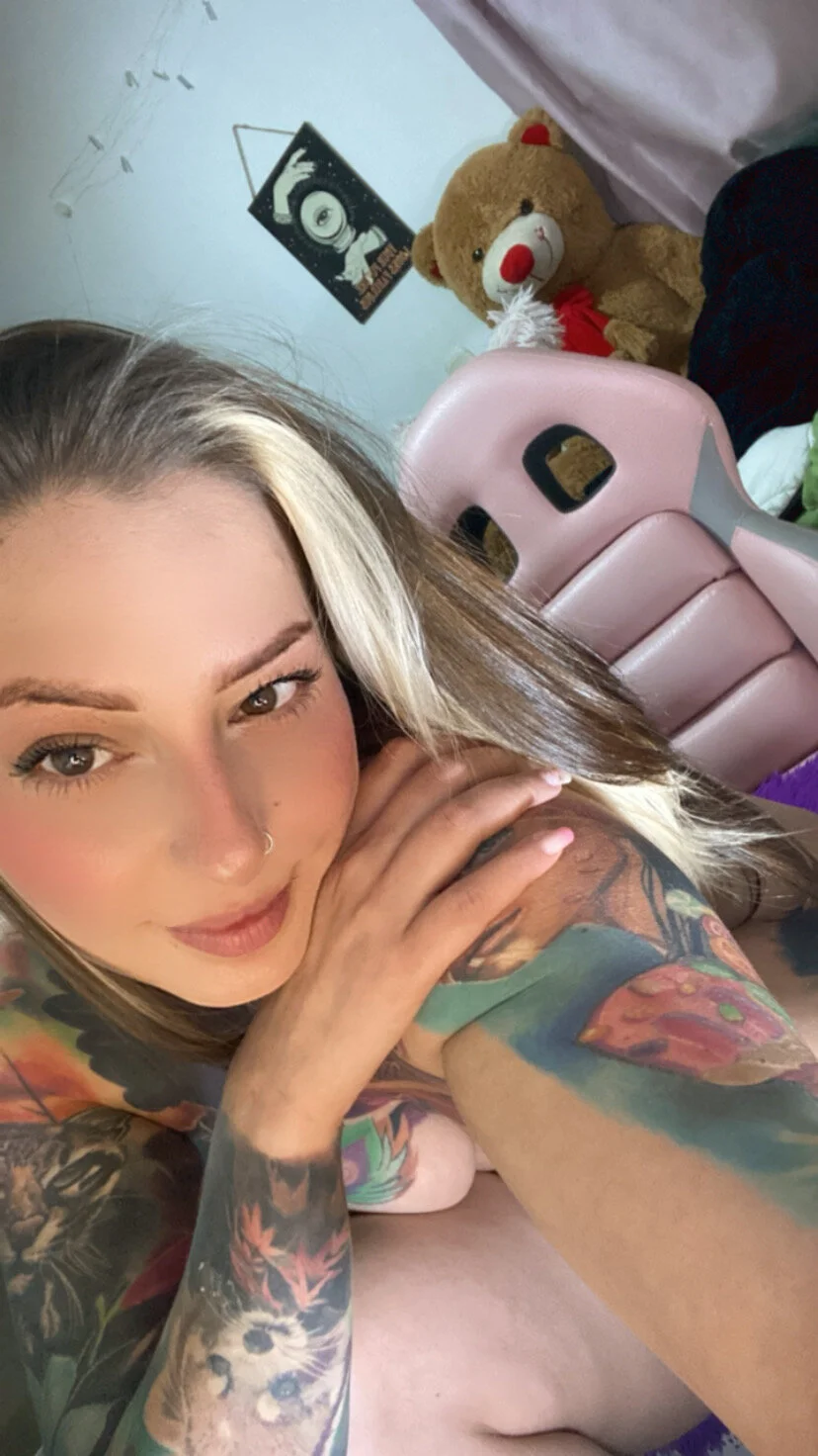 XXX Porn Photo of Nude agatha_ink3 5