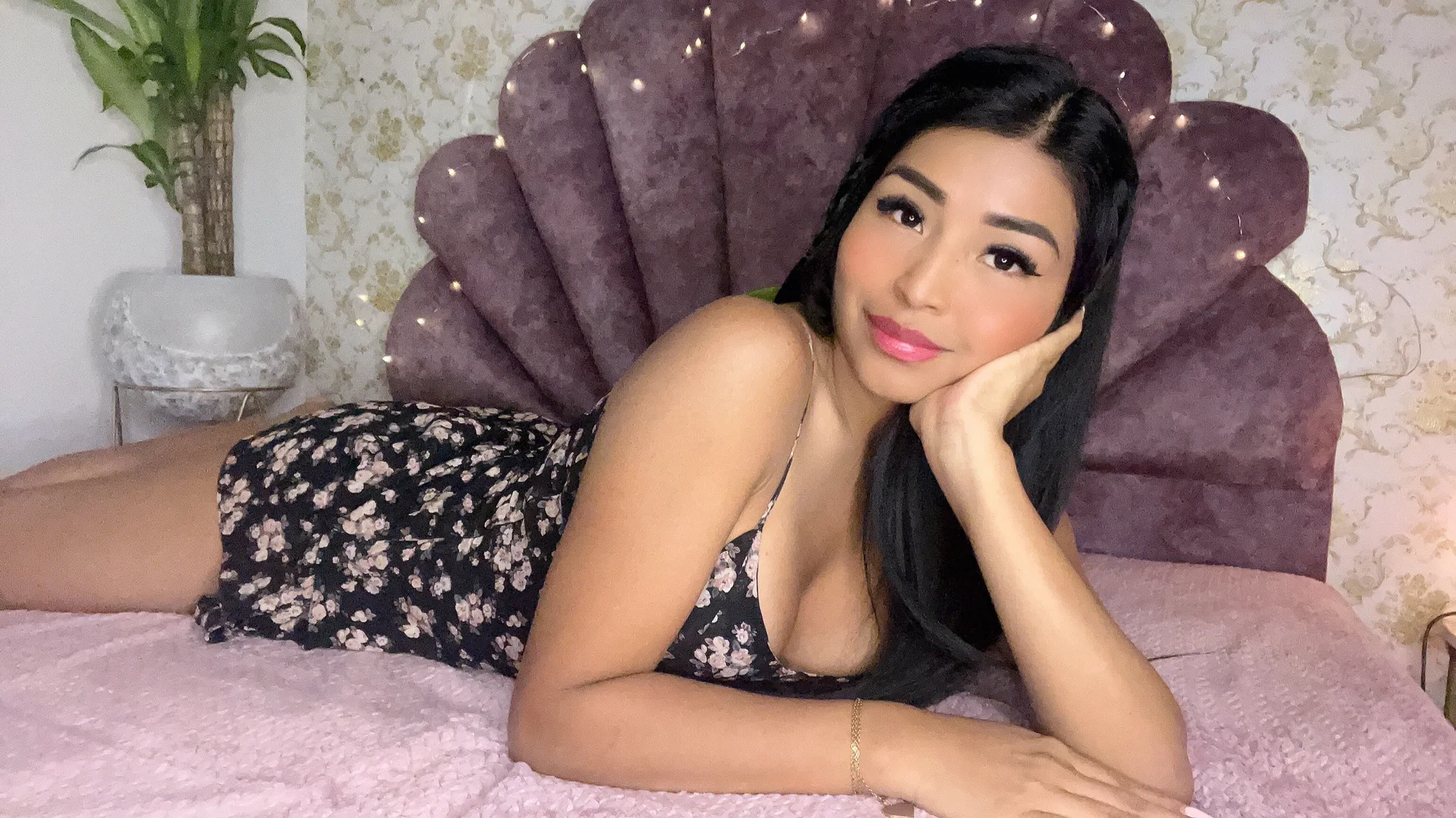 XXX Porn Photo of Nude Pocahontascute_33 10