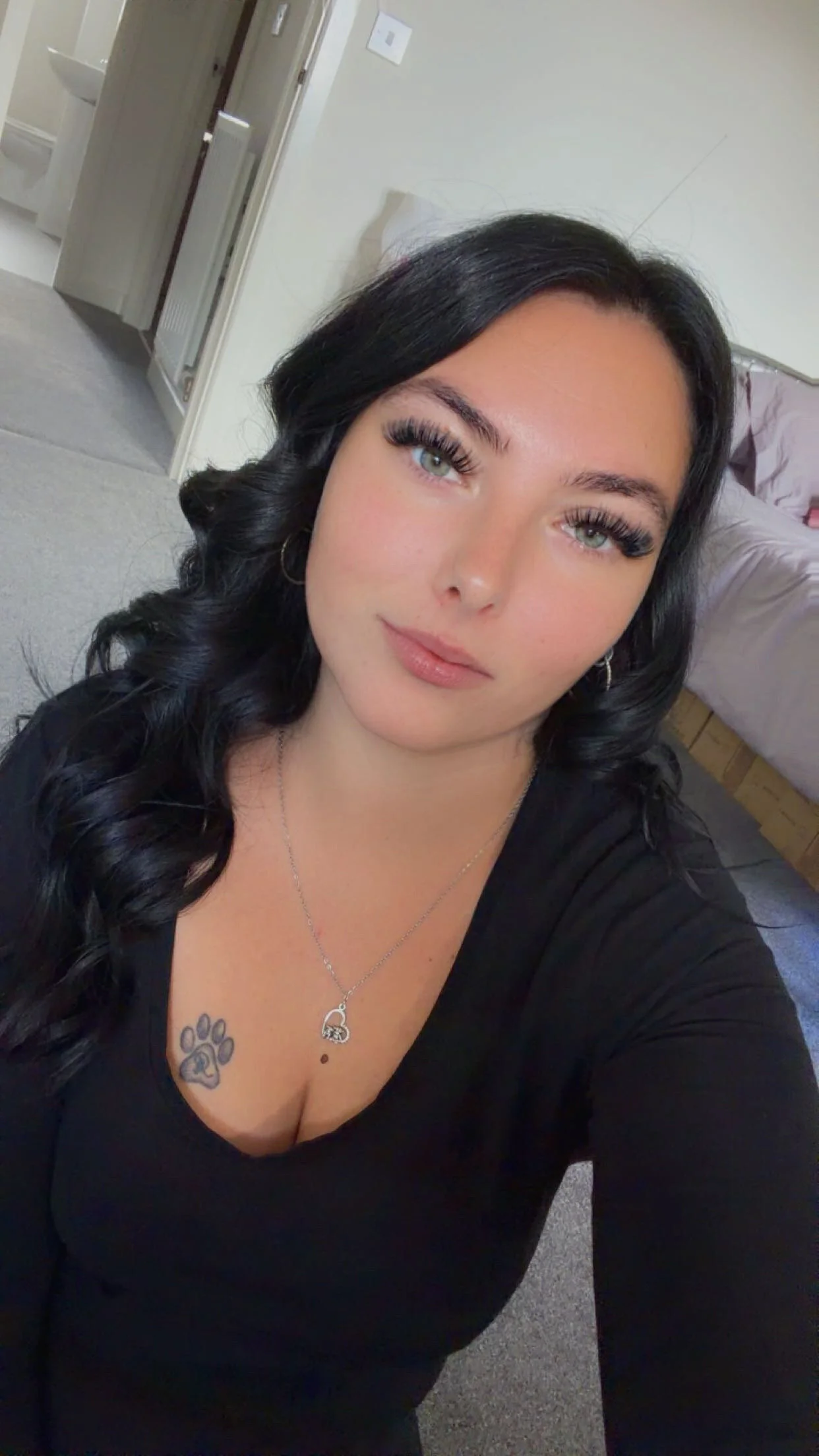 XXX Porn Photo of Nude LoveLilyX 1