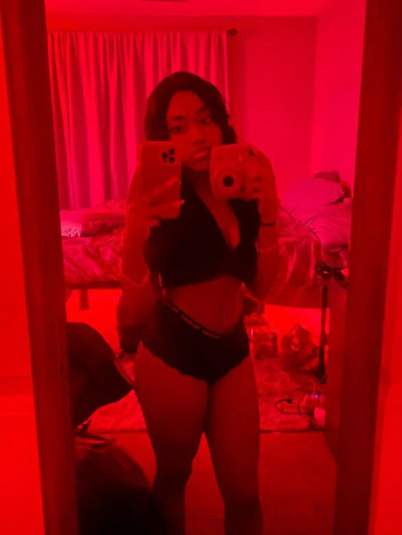 XXX Porn Photo of Nude lifeoftt_19xx 210