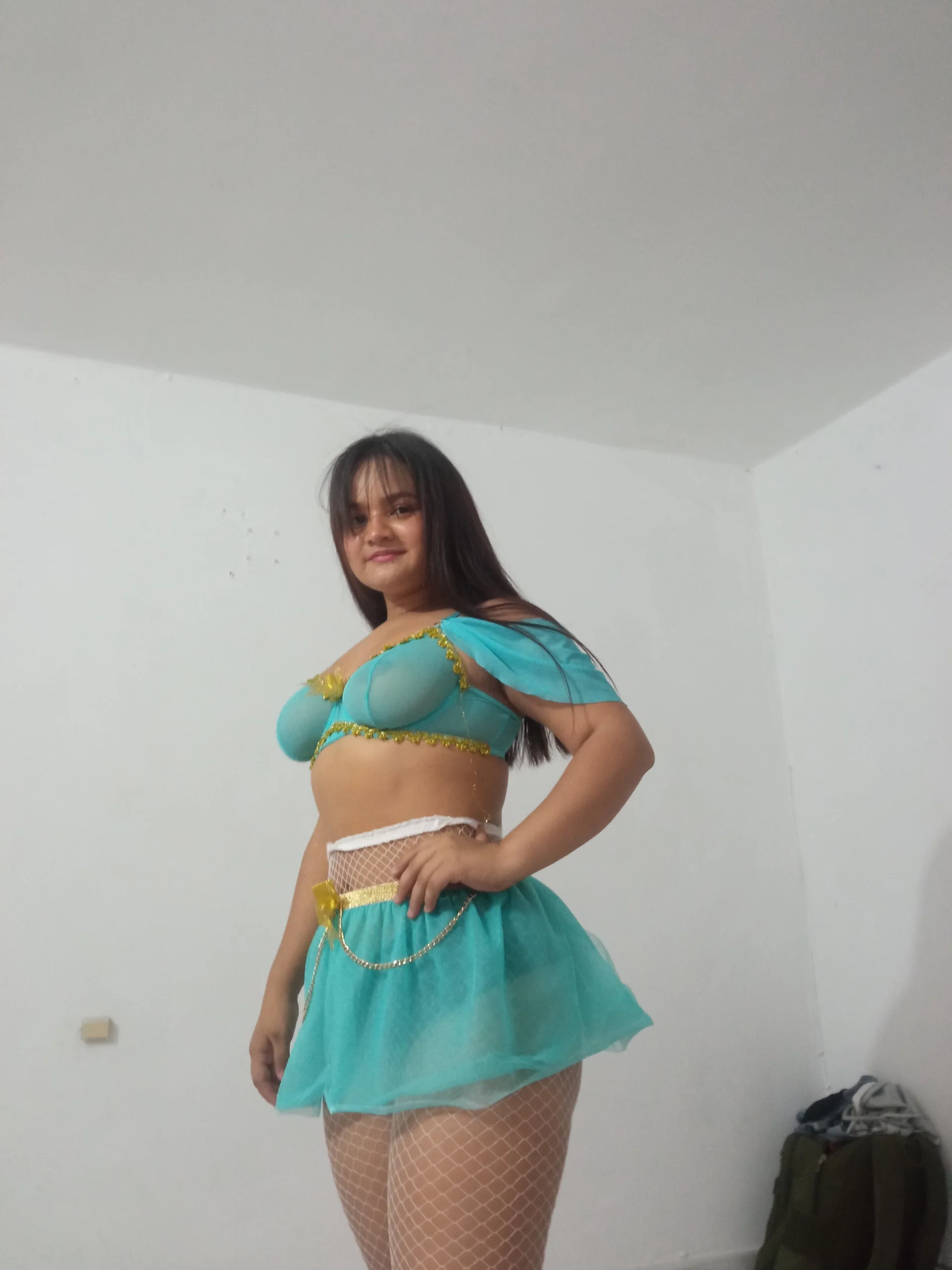 XXX Porn Photo of Nude Sofiastrip18 7