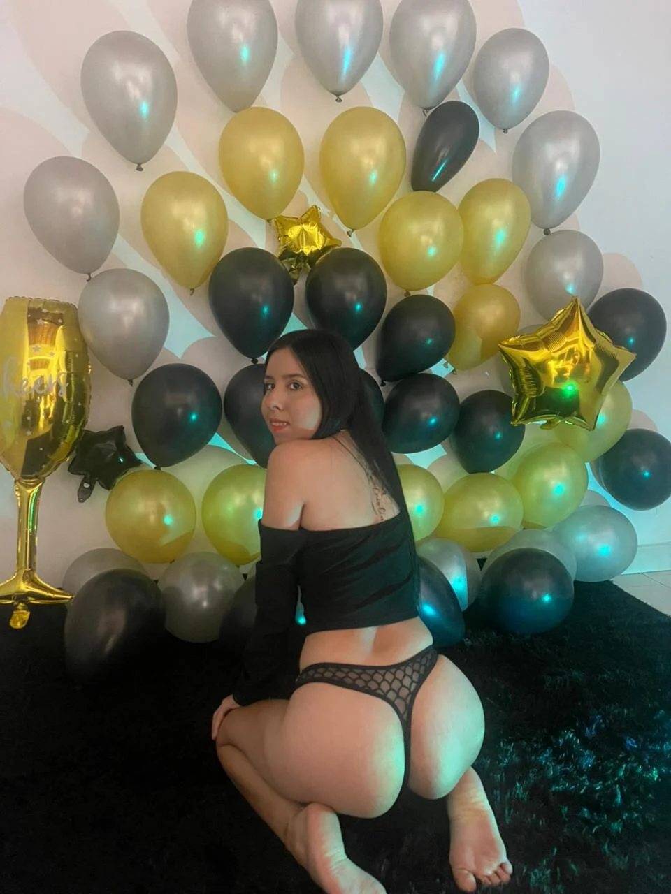 XXX Porn Photo of Nude royalgirls_x 21
