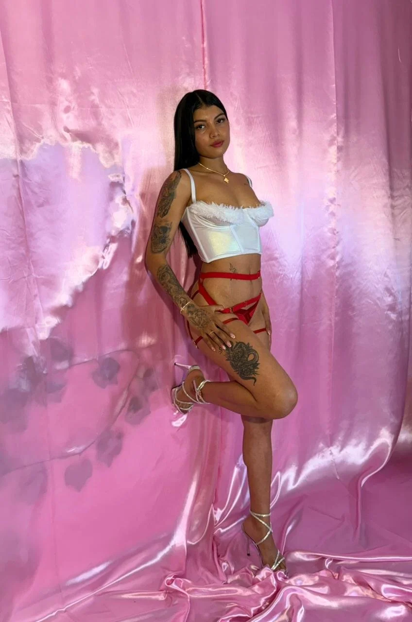 XXX Porn Photo of Nude Greycy_Williams 2