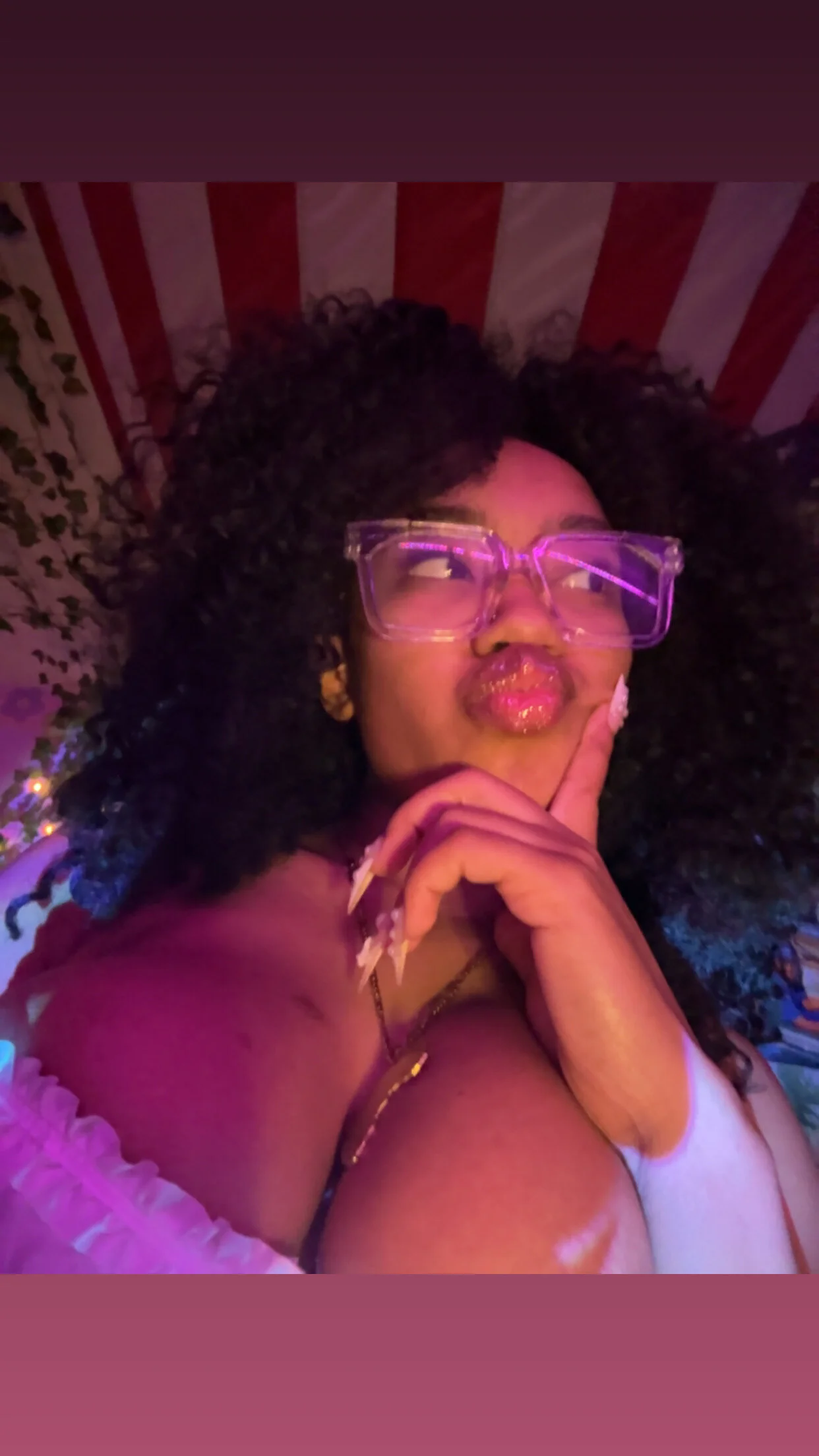 XXX Porn Photo of Nude lifeoftt_19xx 477