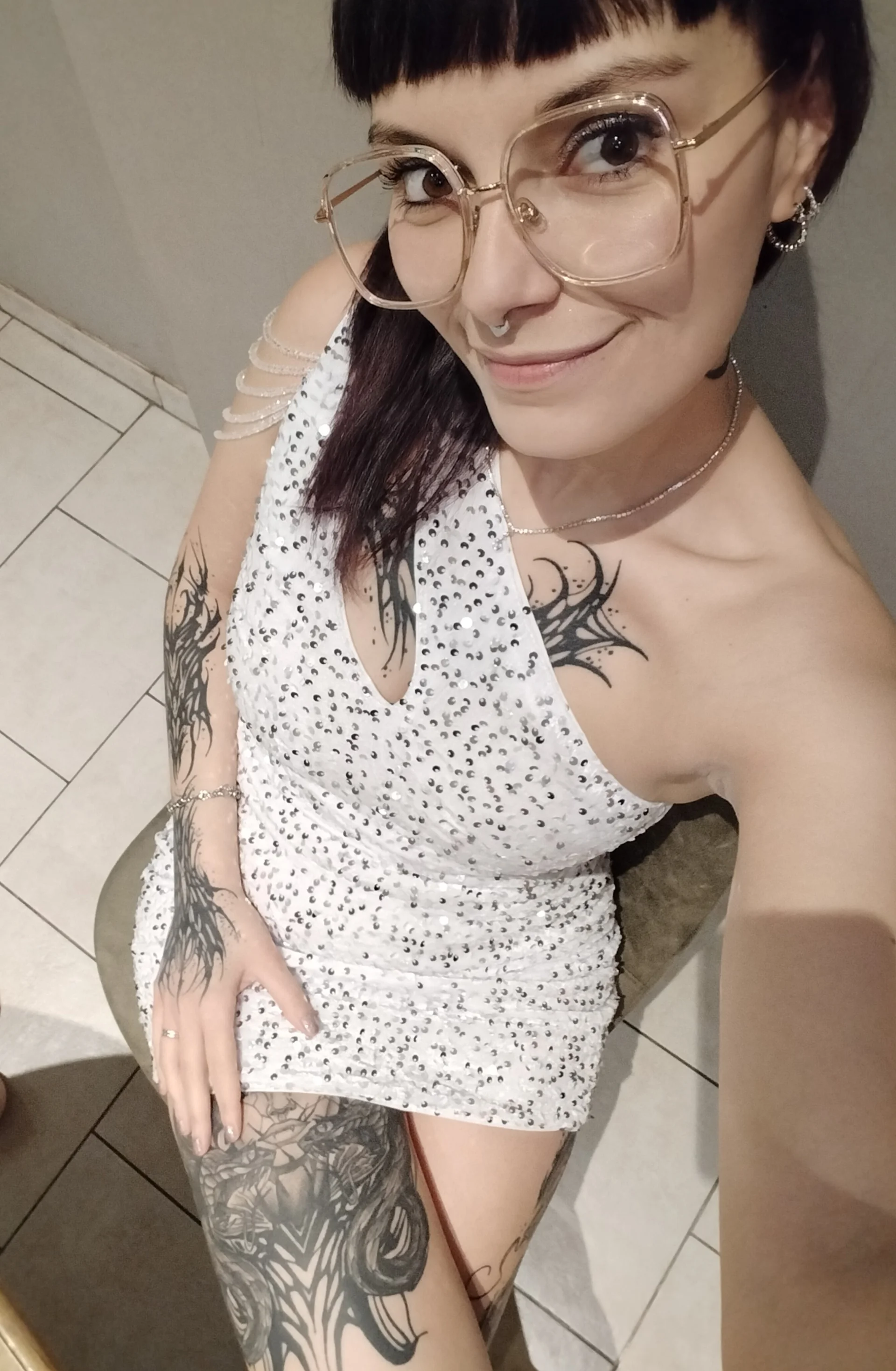 XXX Porn Photo of Nude Roxane_Bloodycherry 9