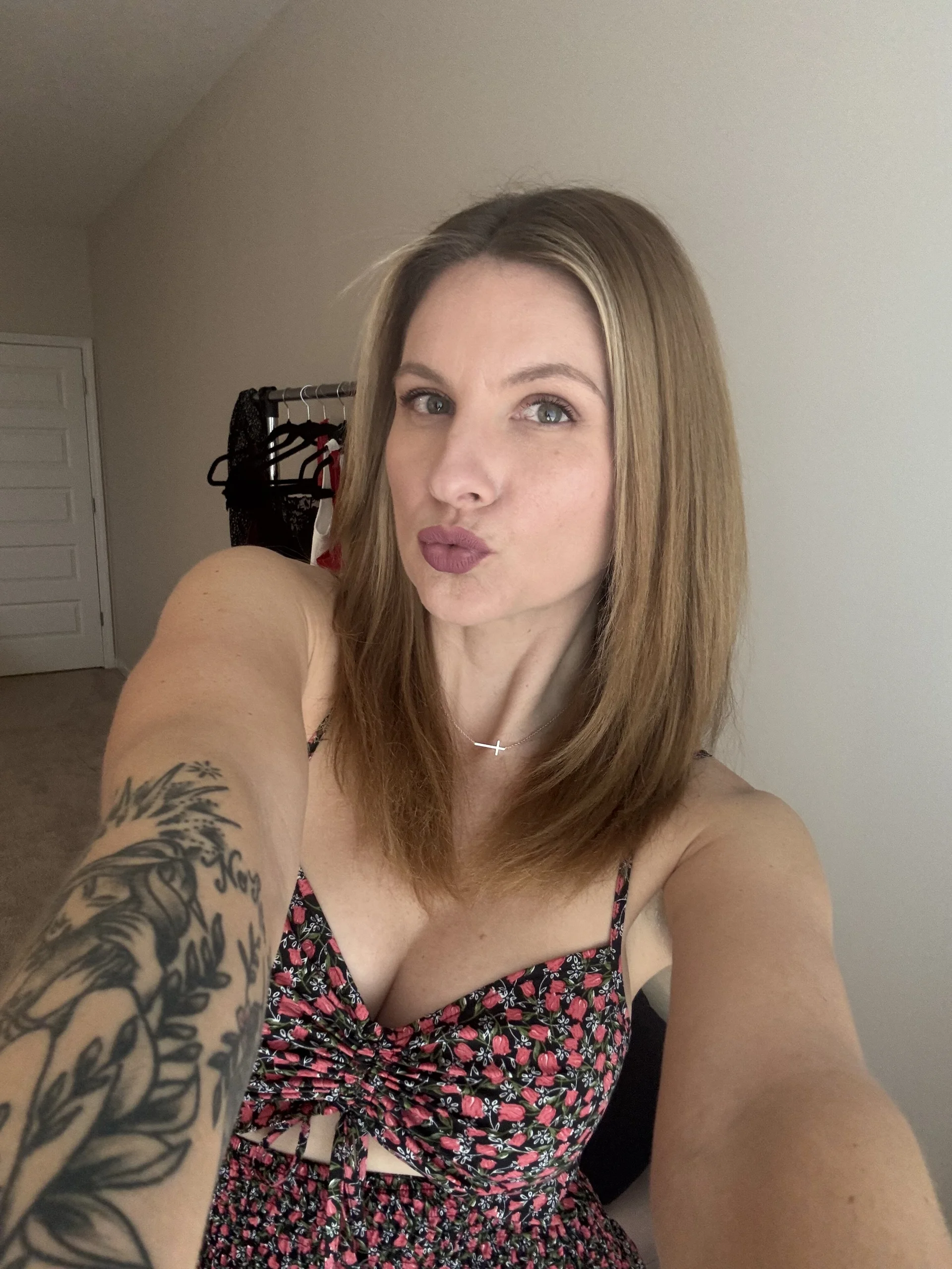 XXX Porn Photo of Nude mollykate420 3