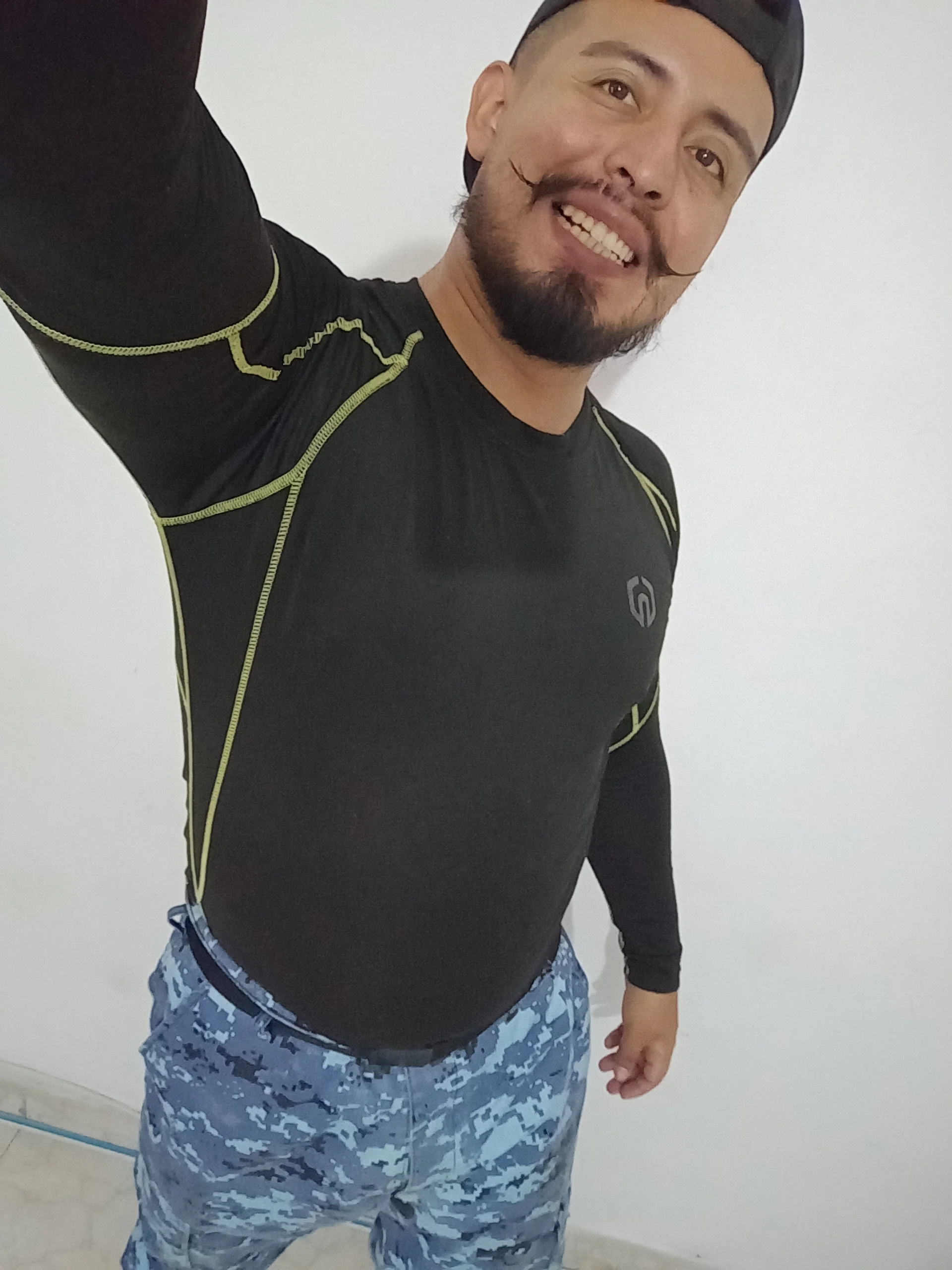 XXX Porn Photo of Nude KalethBigDick 760