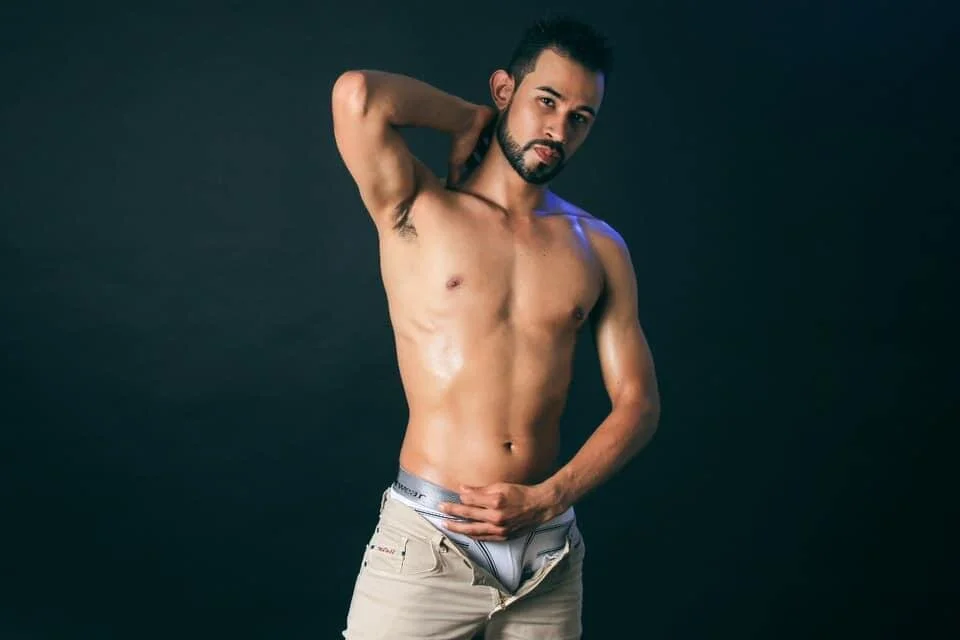 XXX Porn Photo of Nude alessandro_wye 6
