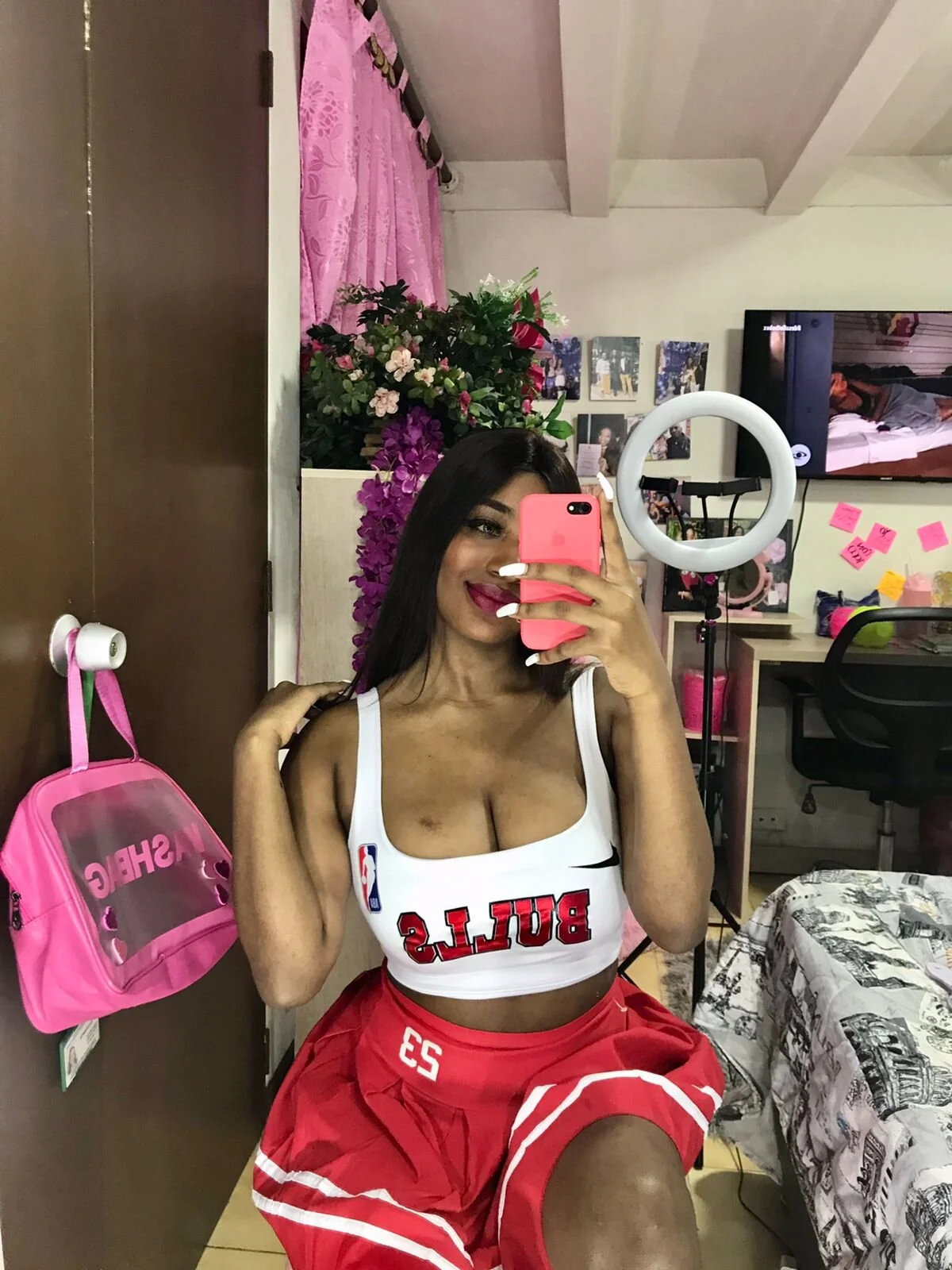 XXX Porn Photo of Nude charlottebrowns_ 15