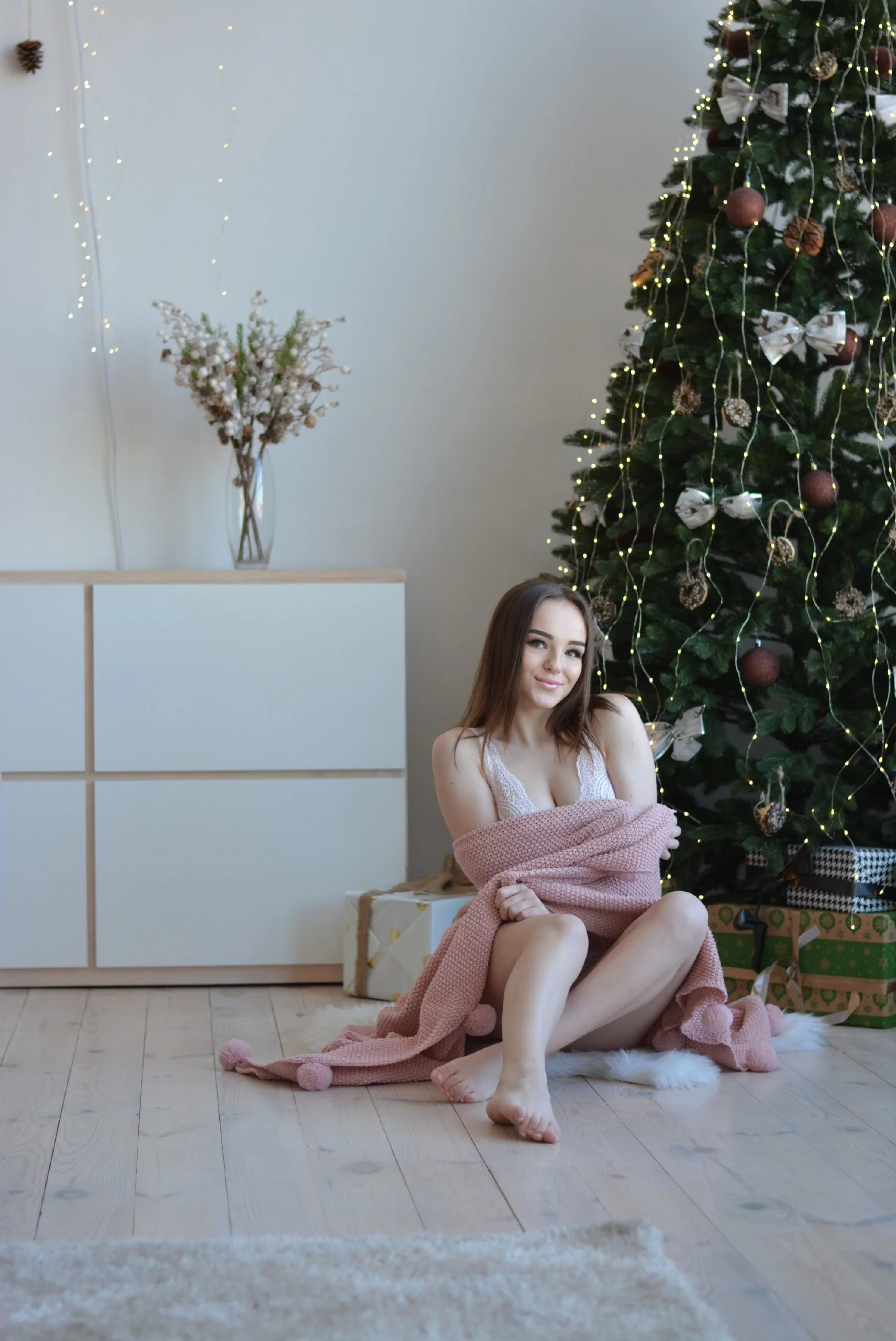 XXX Porn Photo of Nude FoxyShy 9