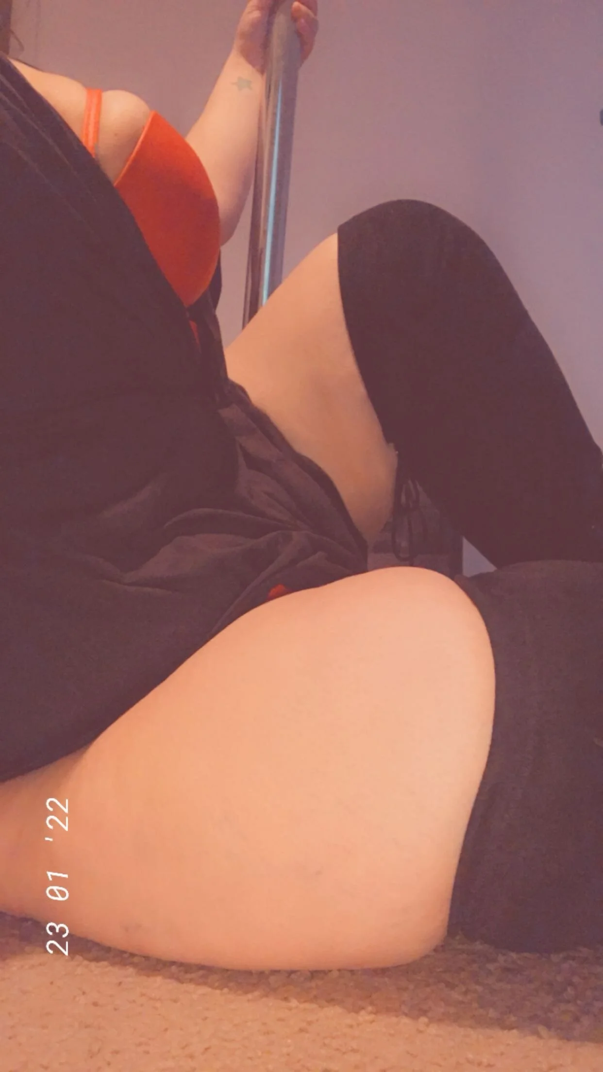 XXX Porn Photo of Nude BBCLuvinJuicyPeach 4
