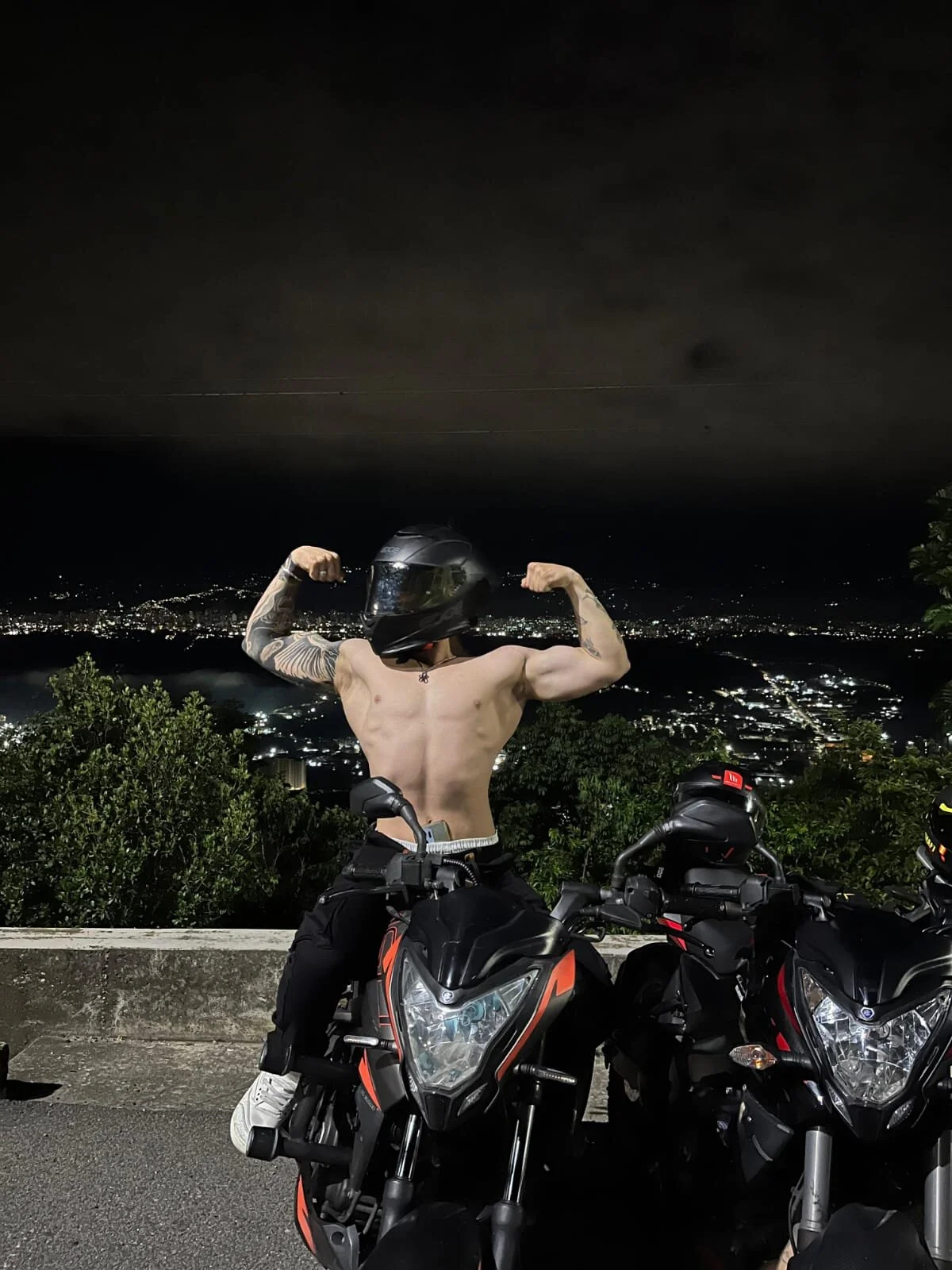 XXX Porn Photo of Nude Thomas_moon 6