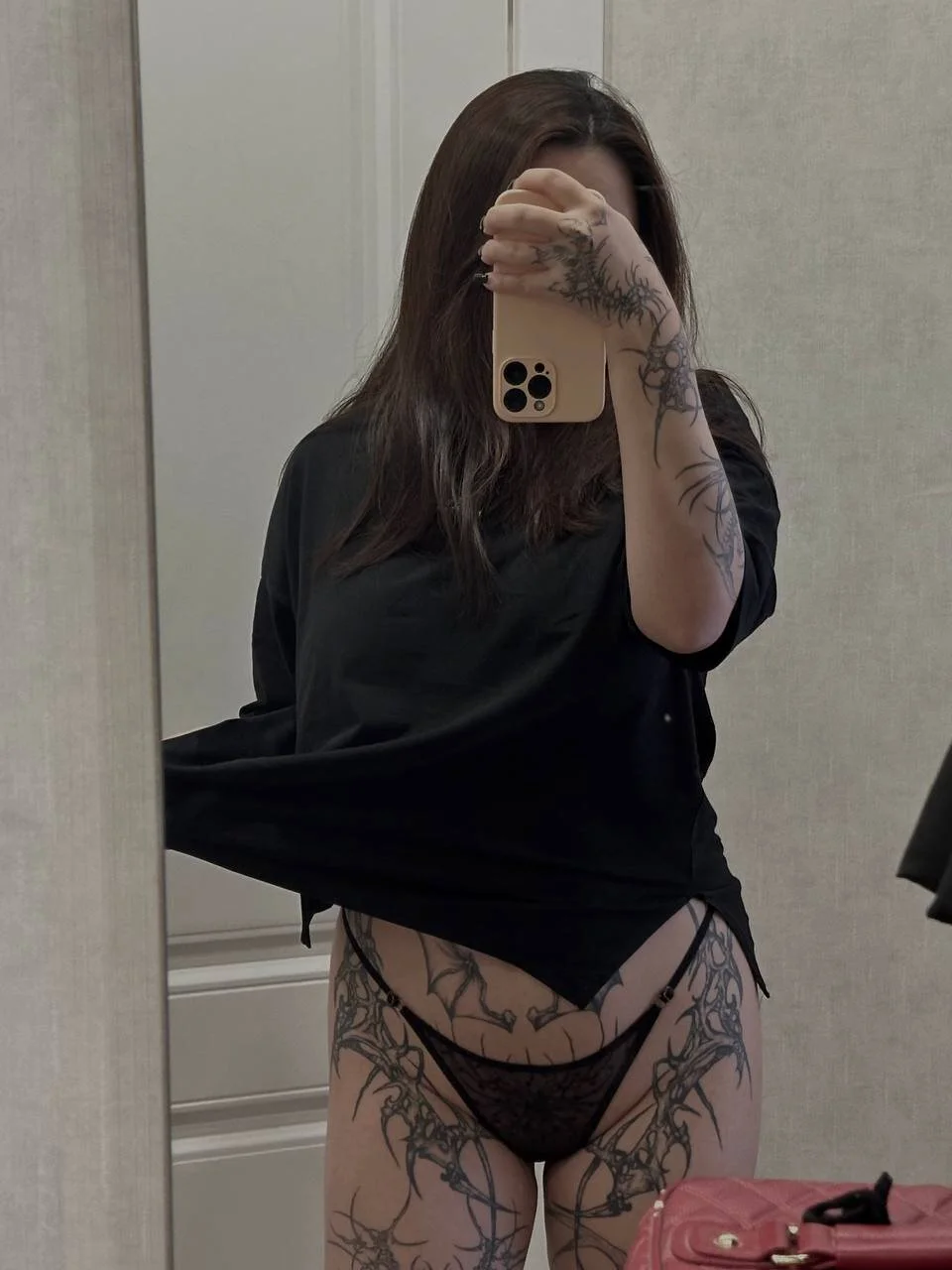 XXX Porn Photo of Nude Yuriko_May 1