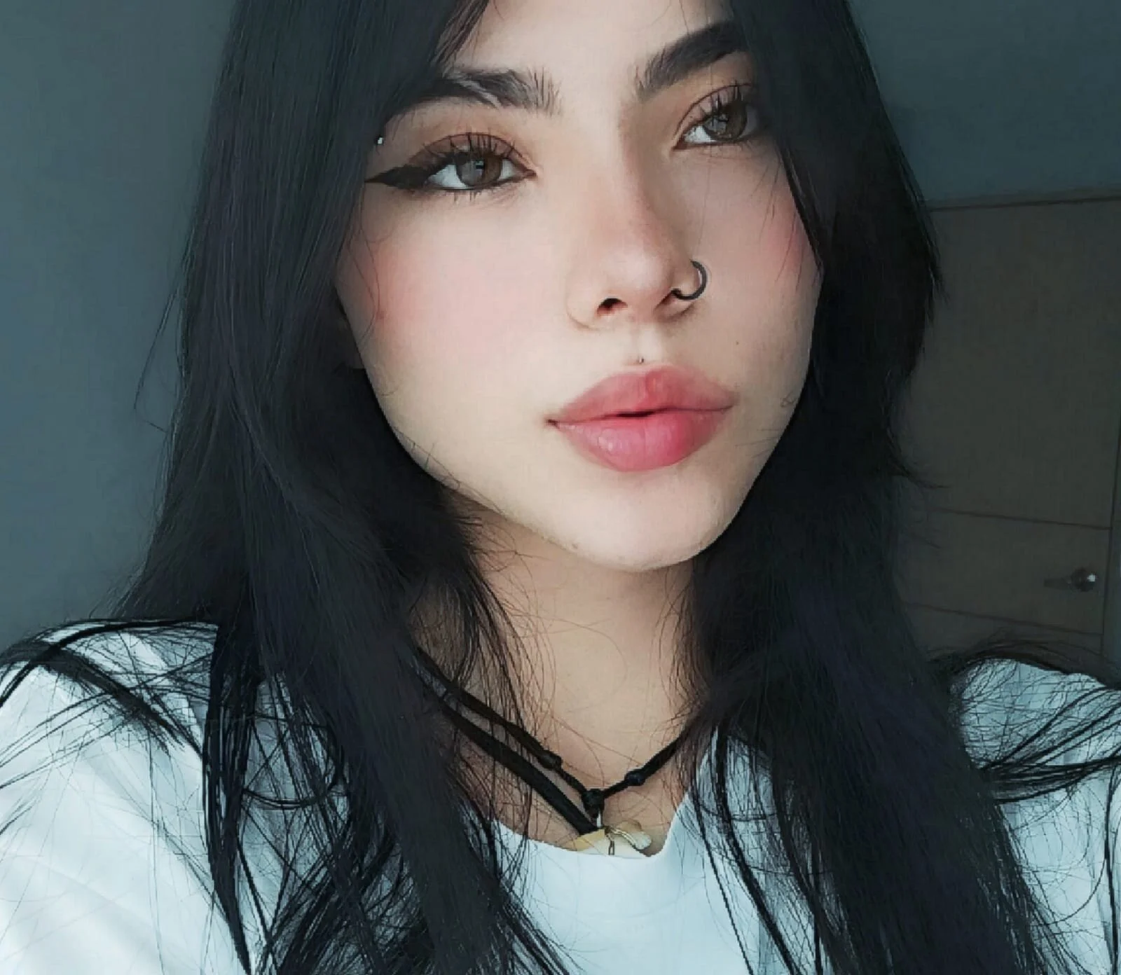 XXX Porn Photo of Nude Roxanne_tay 23
