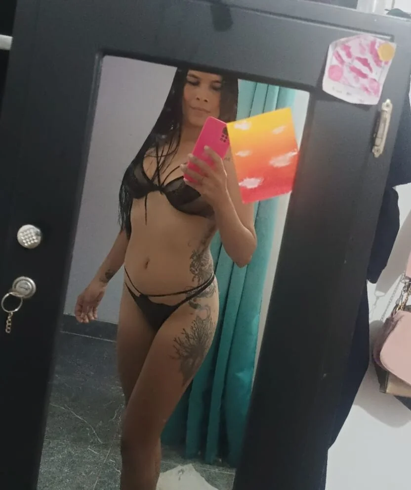 XXX Porn Photo of Nude innocent_destruction_x 3
