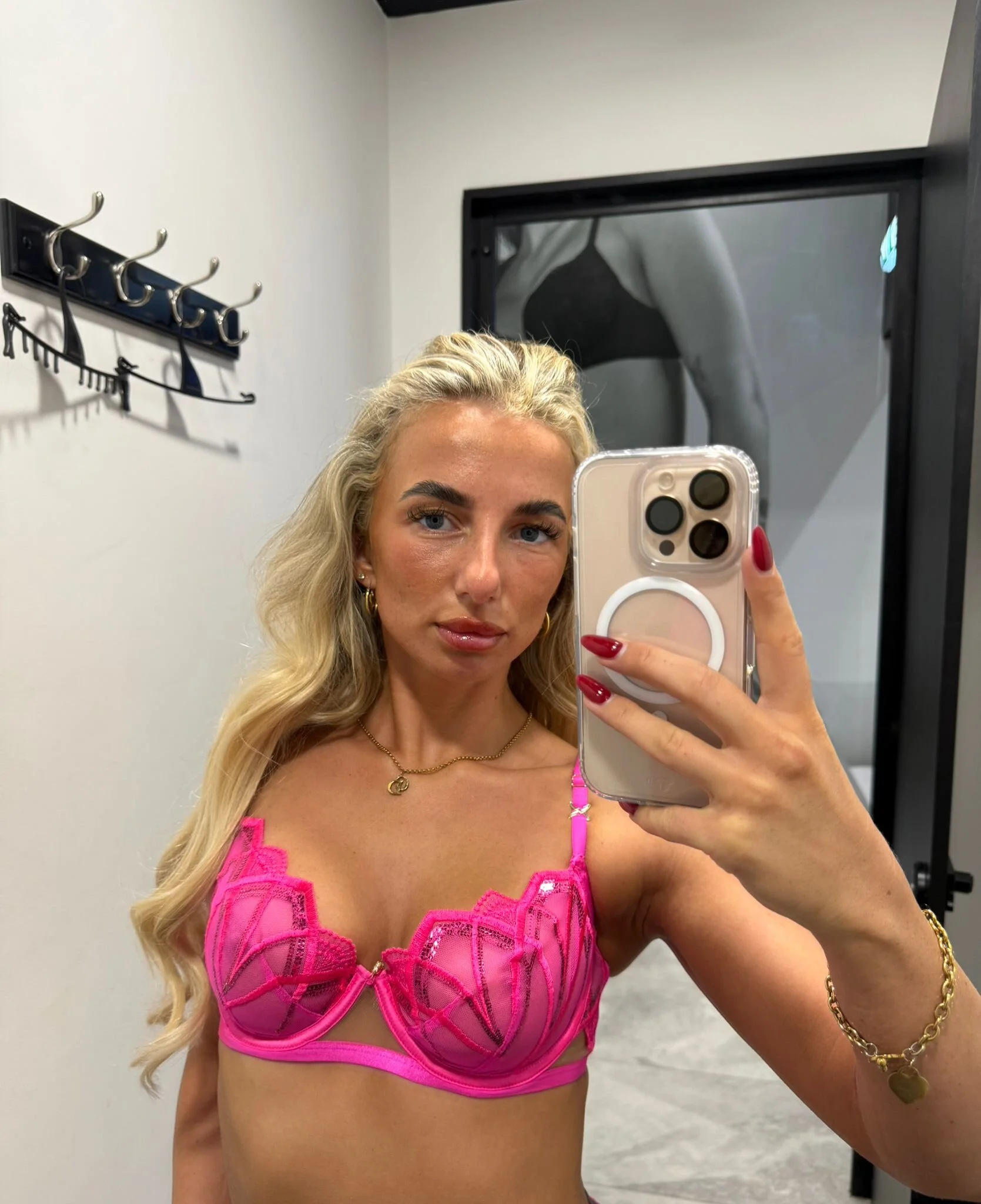 XXX Porn Photo of Nude SexyCee_x 9