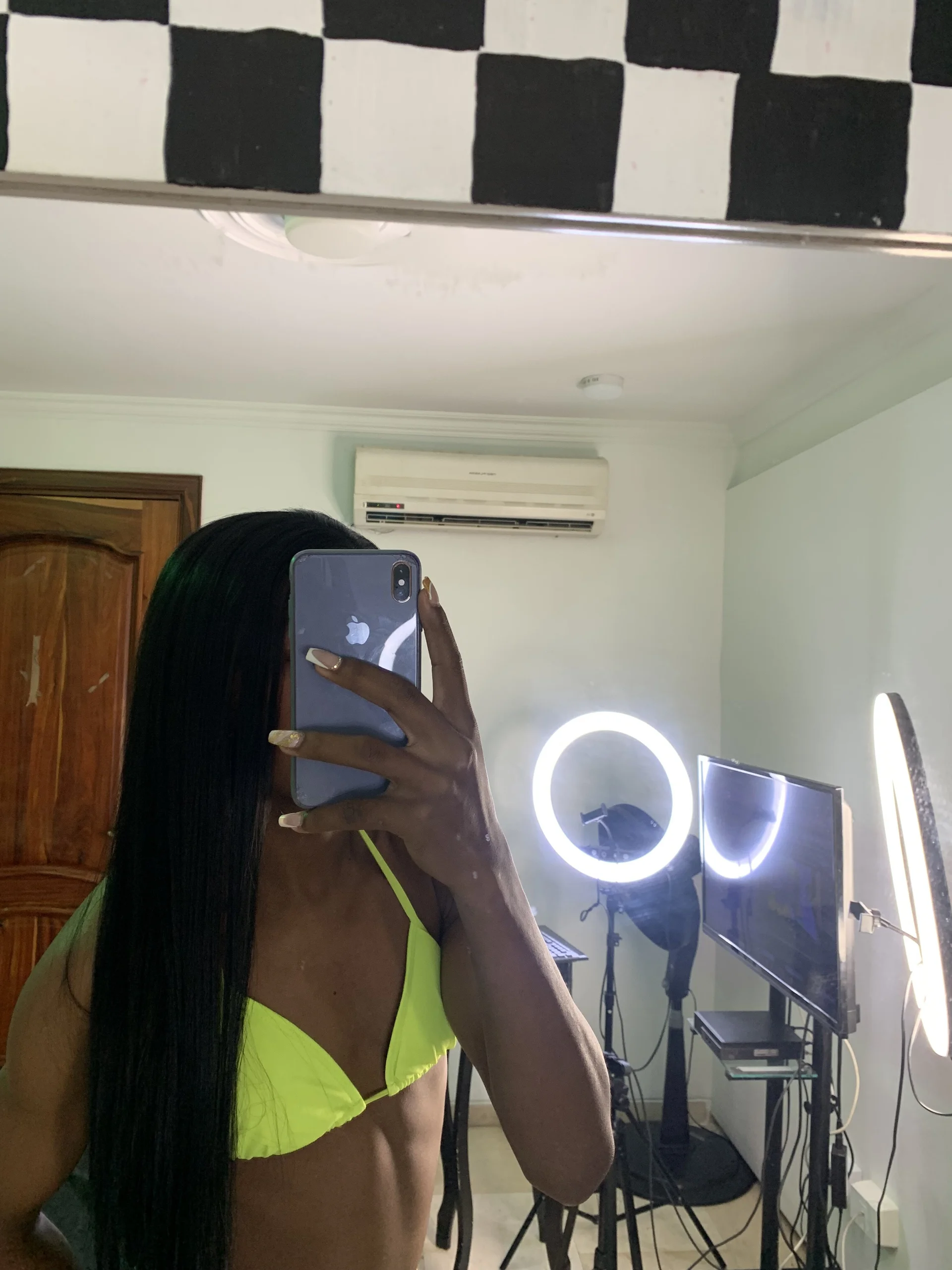 XXX Porn Photo of Nude LA_DIVAZAXX 3