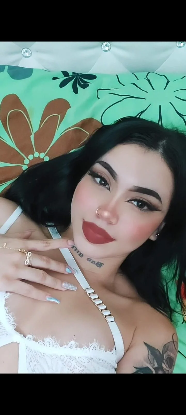 XXX Porn Photo of Nude victoriamoon1 2