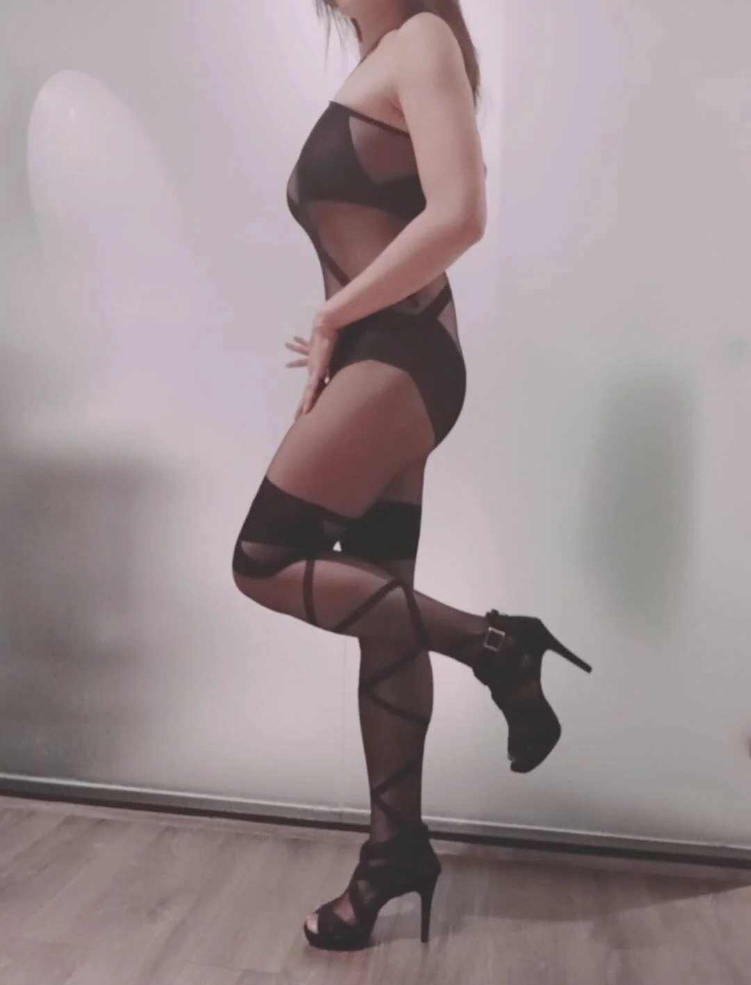 XXX Porn Photo of Nude tw_yourleye 4