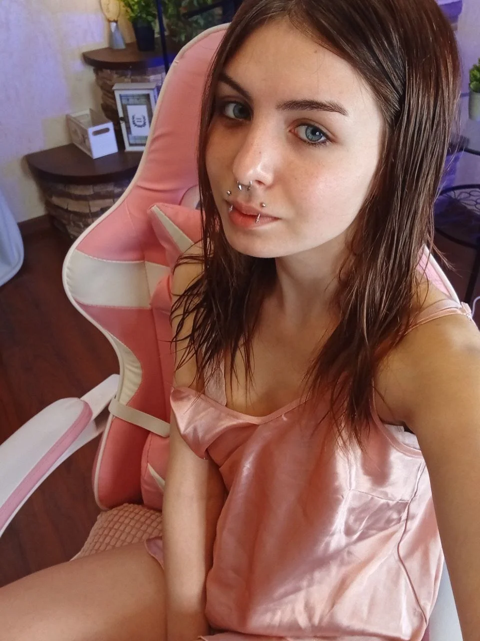 XXX Porn Photo of Nude ErlinaBuoy 1