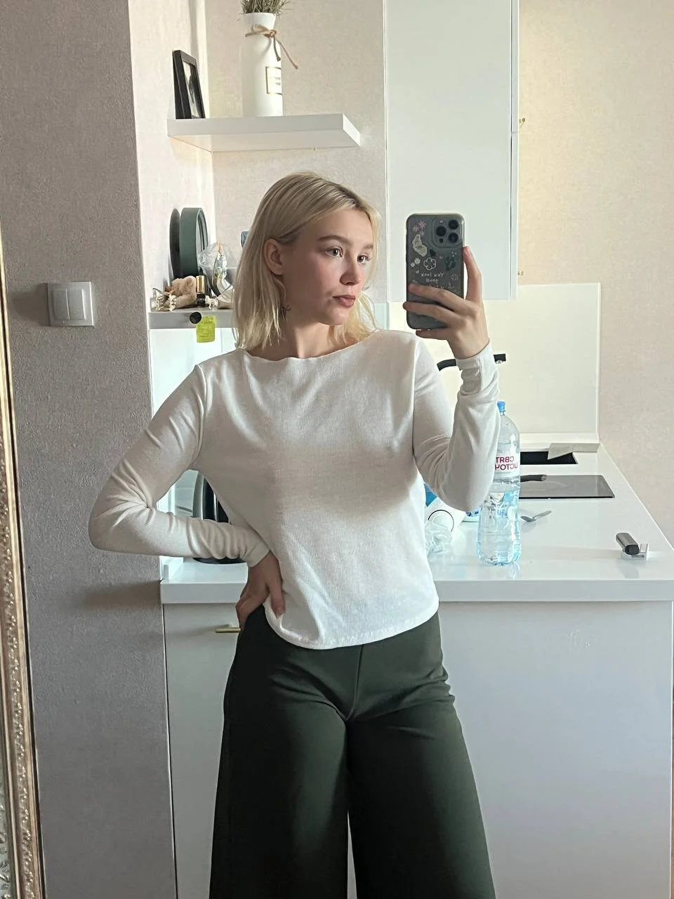 XXX Porn Photo of Nude Lolatatee 509