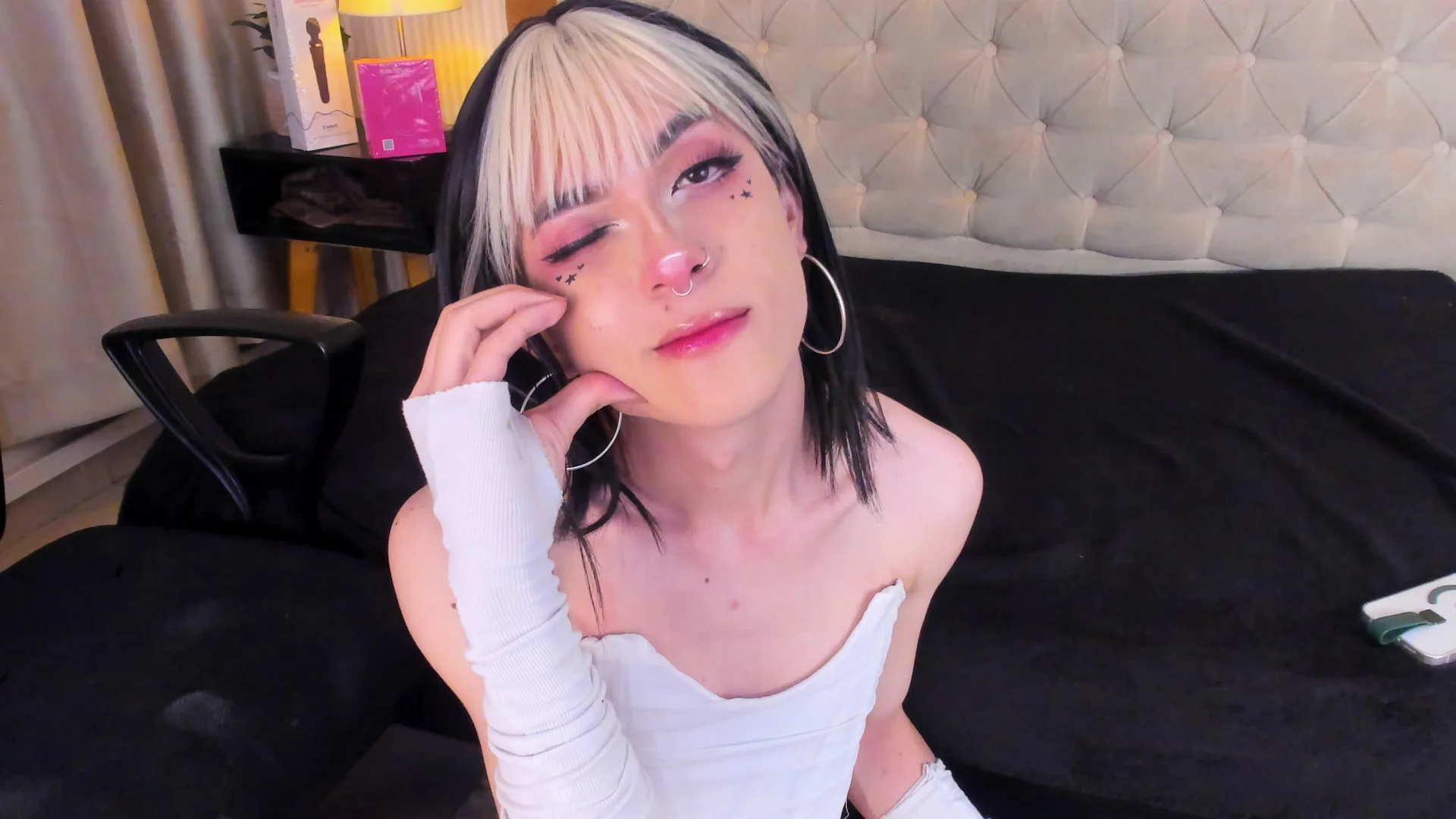 XXX Porn Photo of Nude cleeo_nile 9