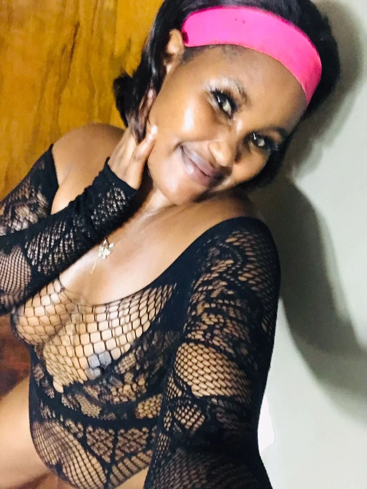 XXX Porn Photo of Nude Naughty_Horny98 2