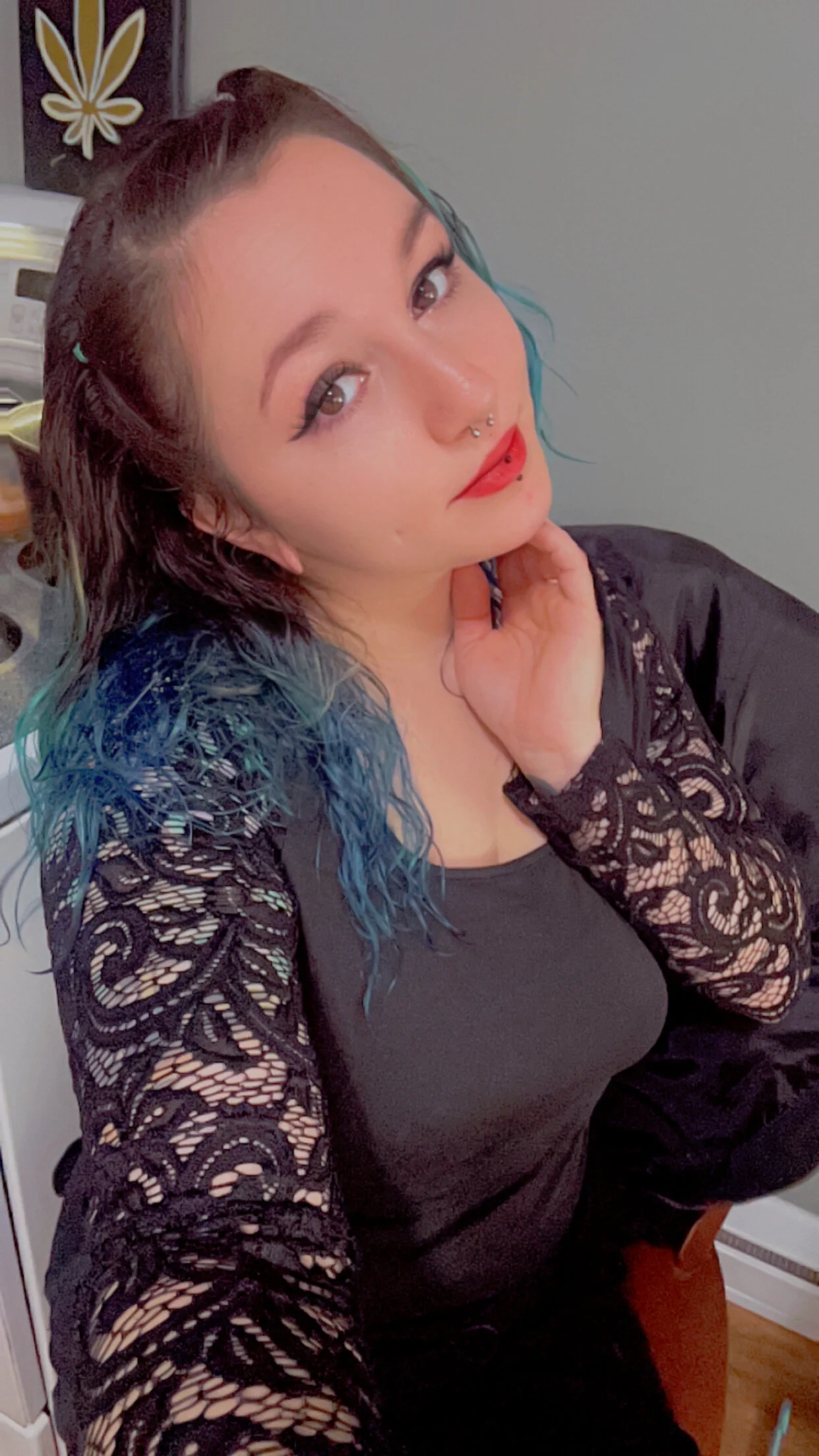 XXX Porn Photo of Nude oliviahazee 25
