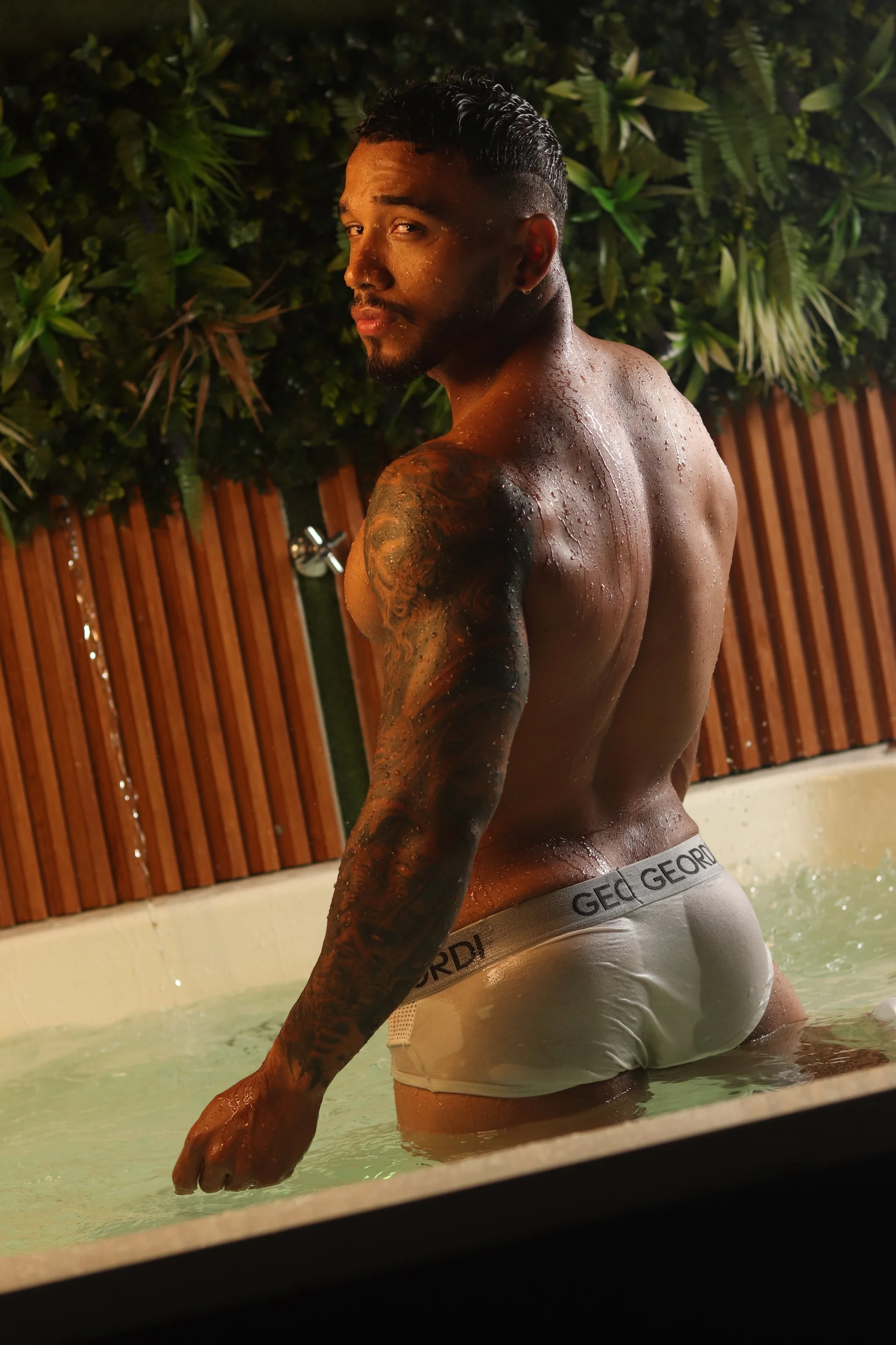 XXX Porn Photo of Nude bruno_miller_ 32