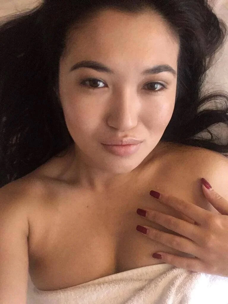 XXX Porn Photo of Nude NikkiNSerdron 3