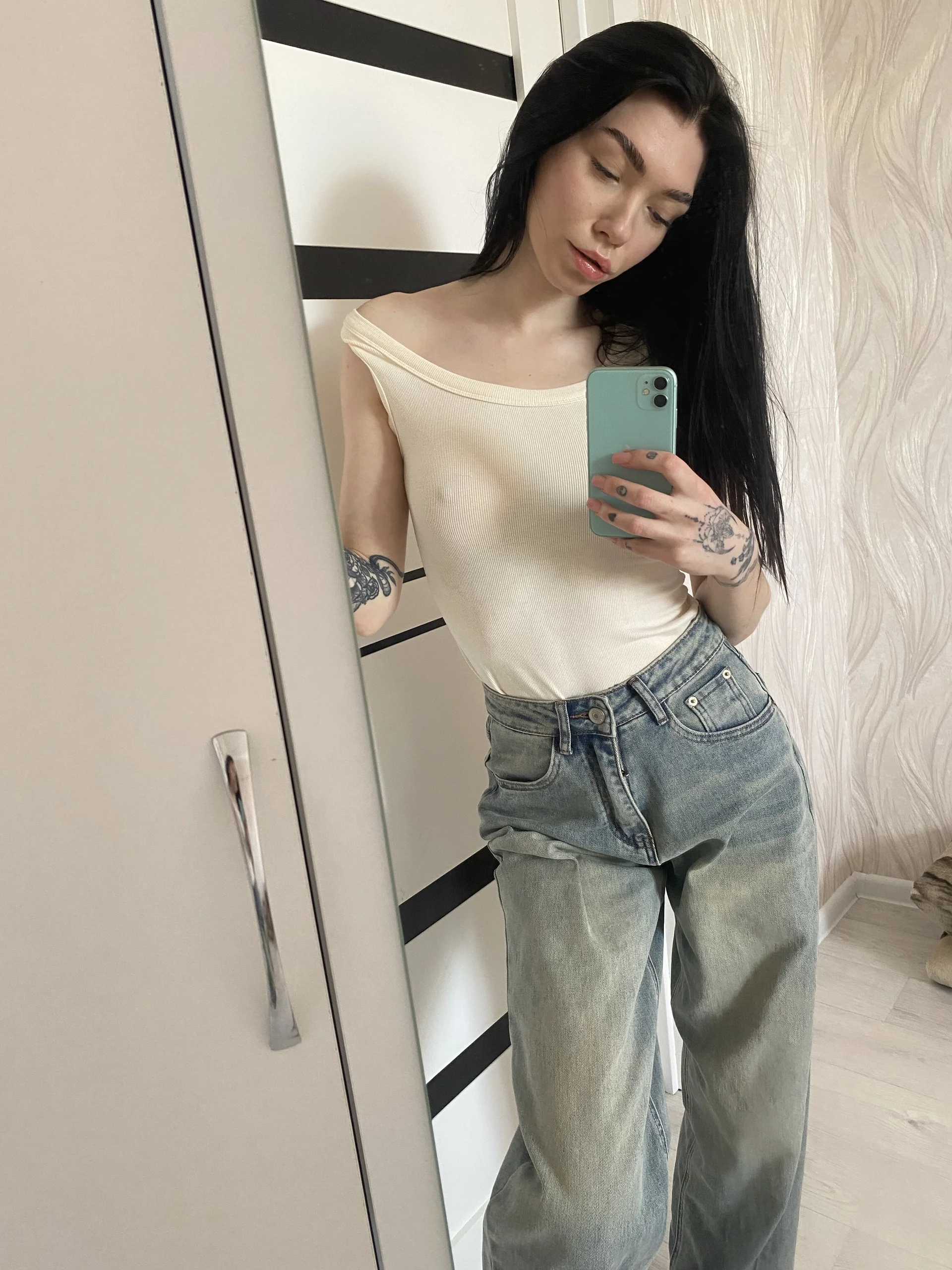 XXX Porn Photo of Nude Lisaaa_Alisa 2