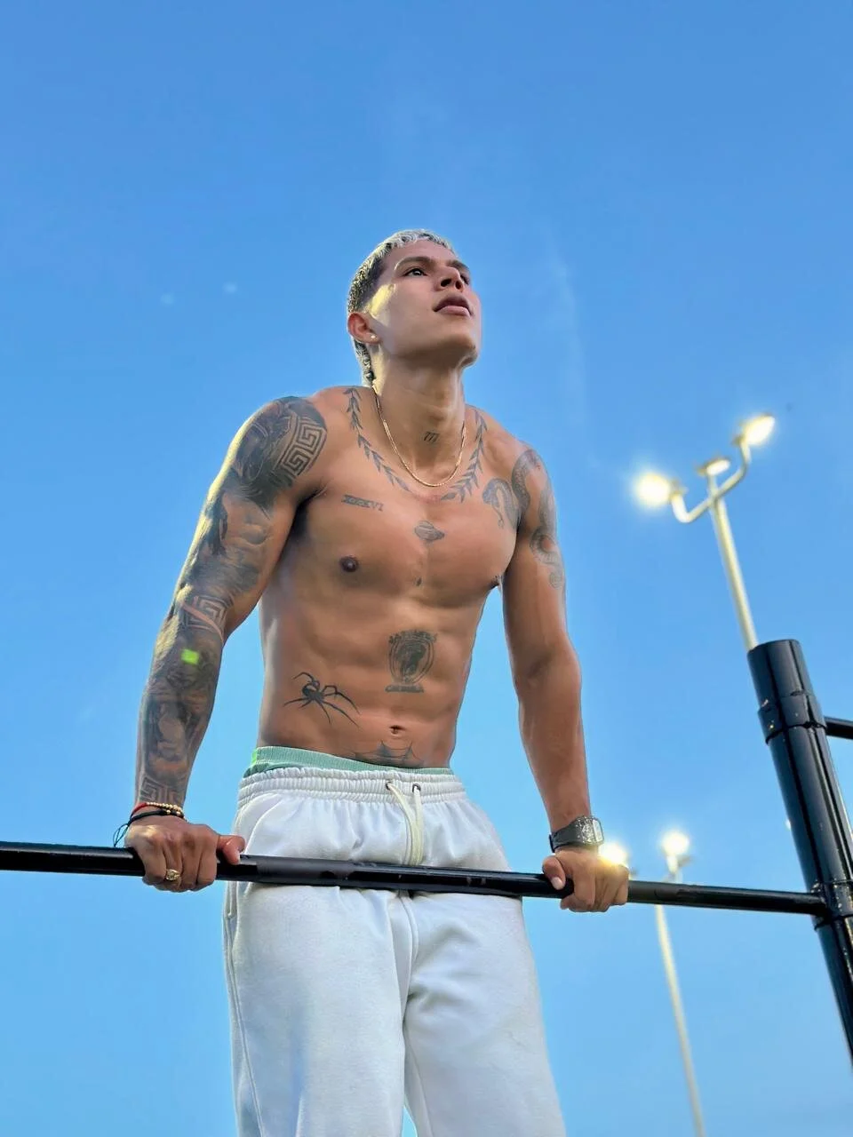 XXX Porn Photo of Nude oruz_stud 5