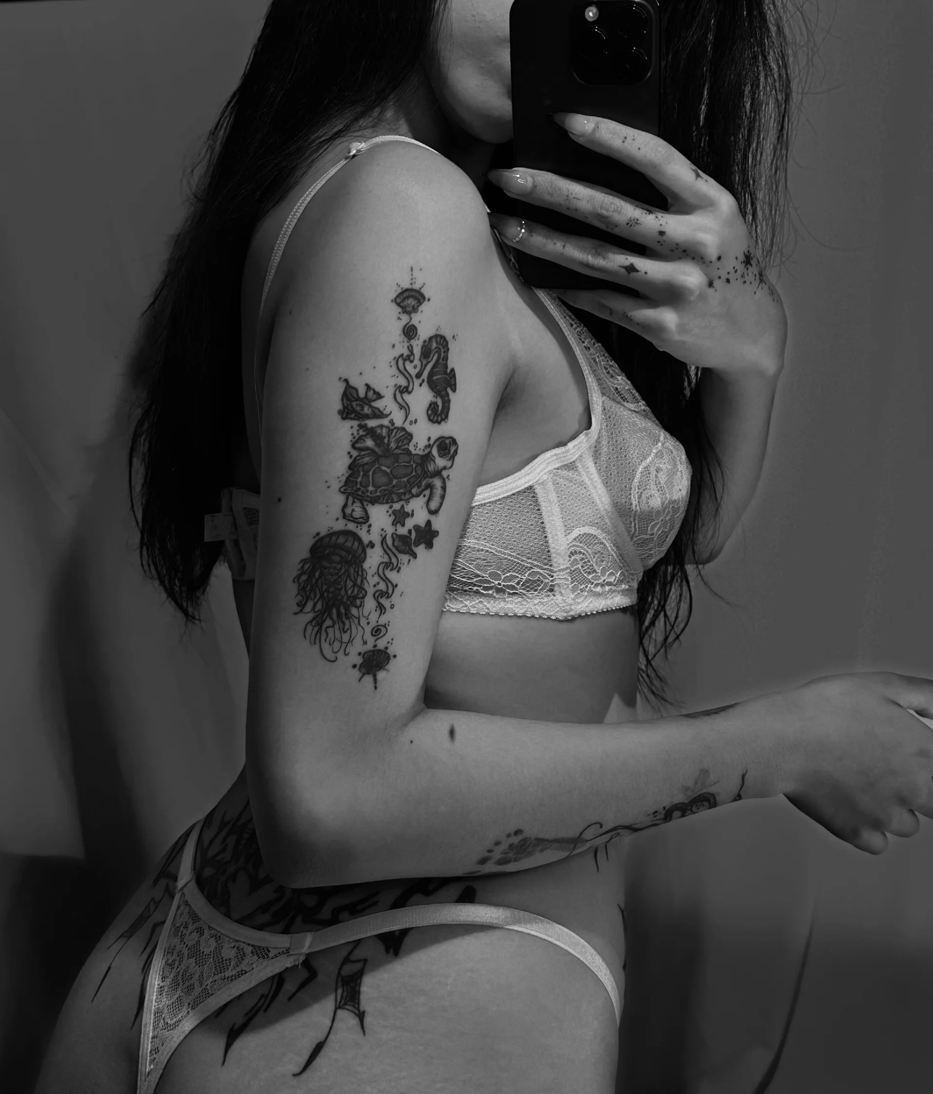 XXX Porn Photo of Nude Kendramillerr_1 21