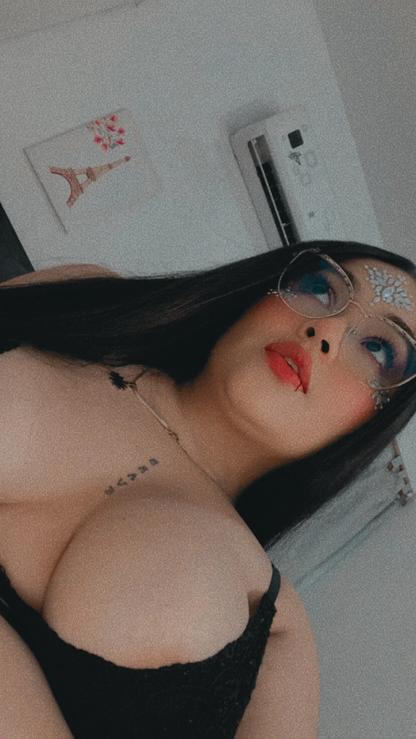 XXX Porn Photo of Nude KimGeorgia_ 12
